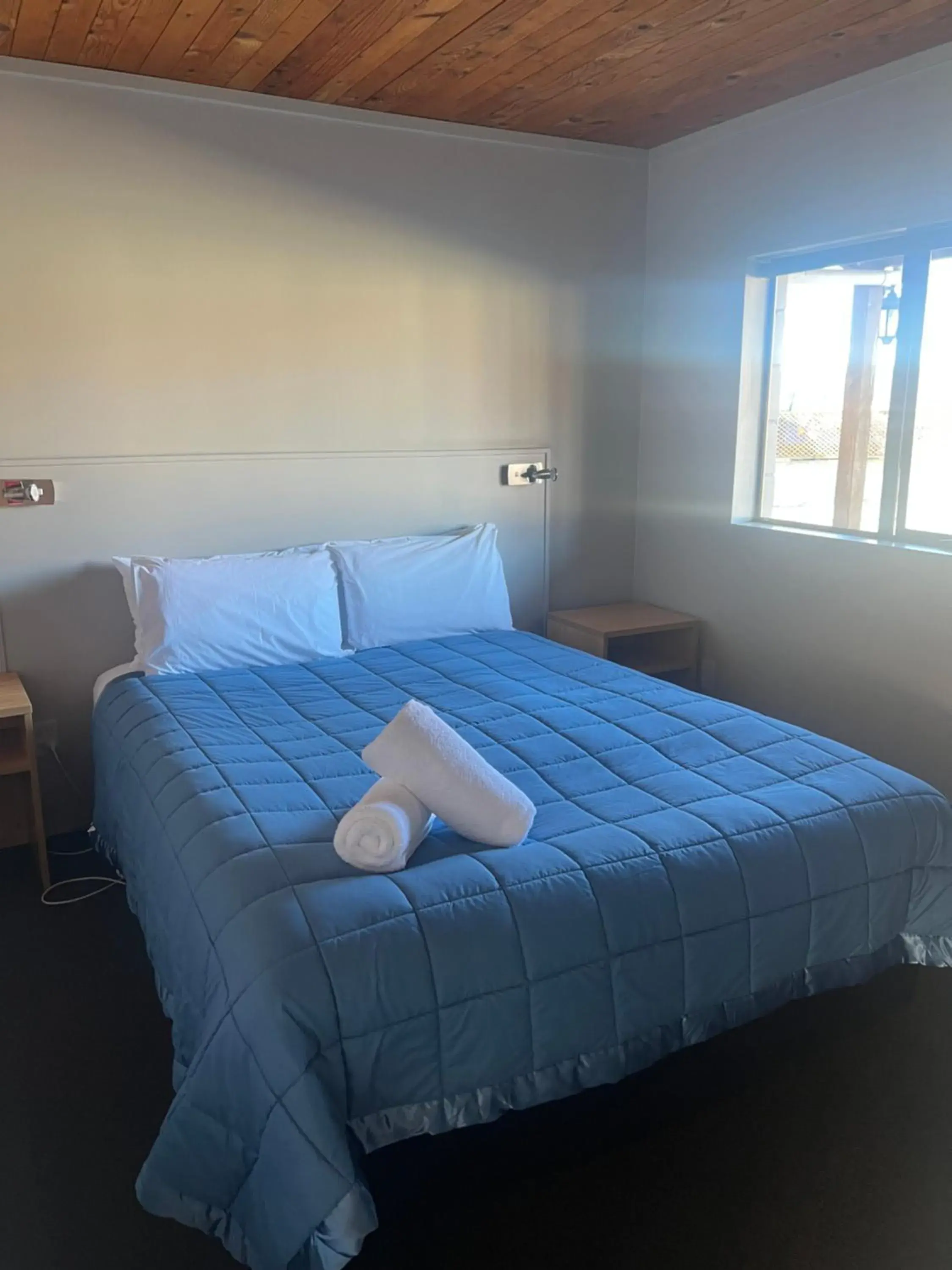 Two-Bedroom Apartment C in Pinewood Motels Two-Bedroom Apartment C in Pinewood Motels