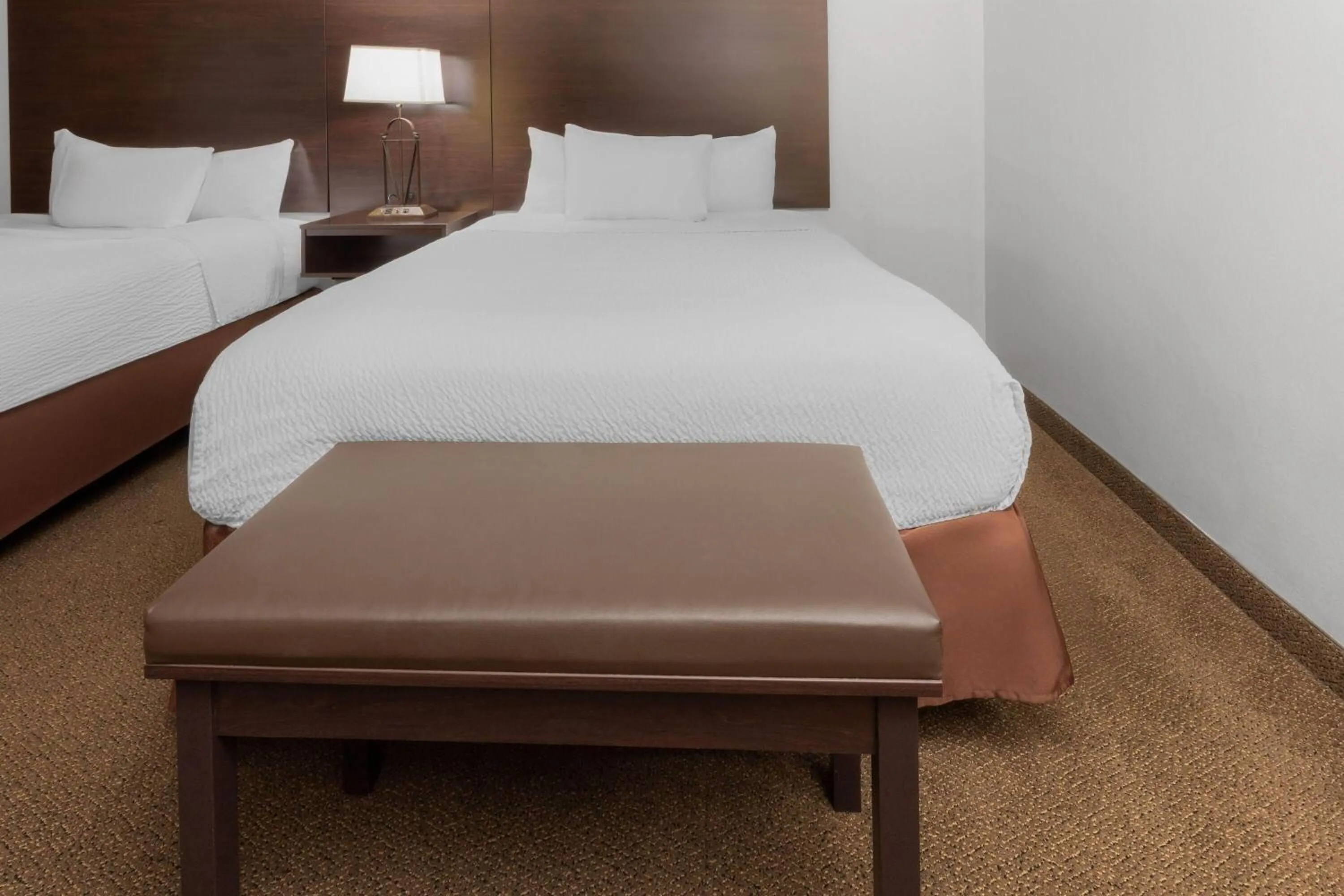 Photo of the whole room, Bed in Endeavor Inn & Suites, Trademark Collection by Wyndham