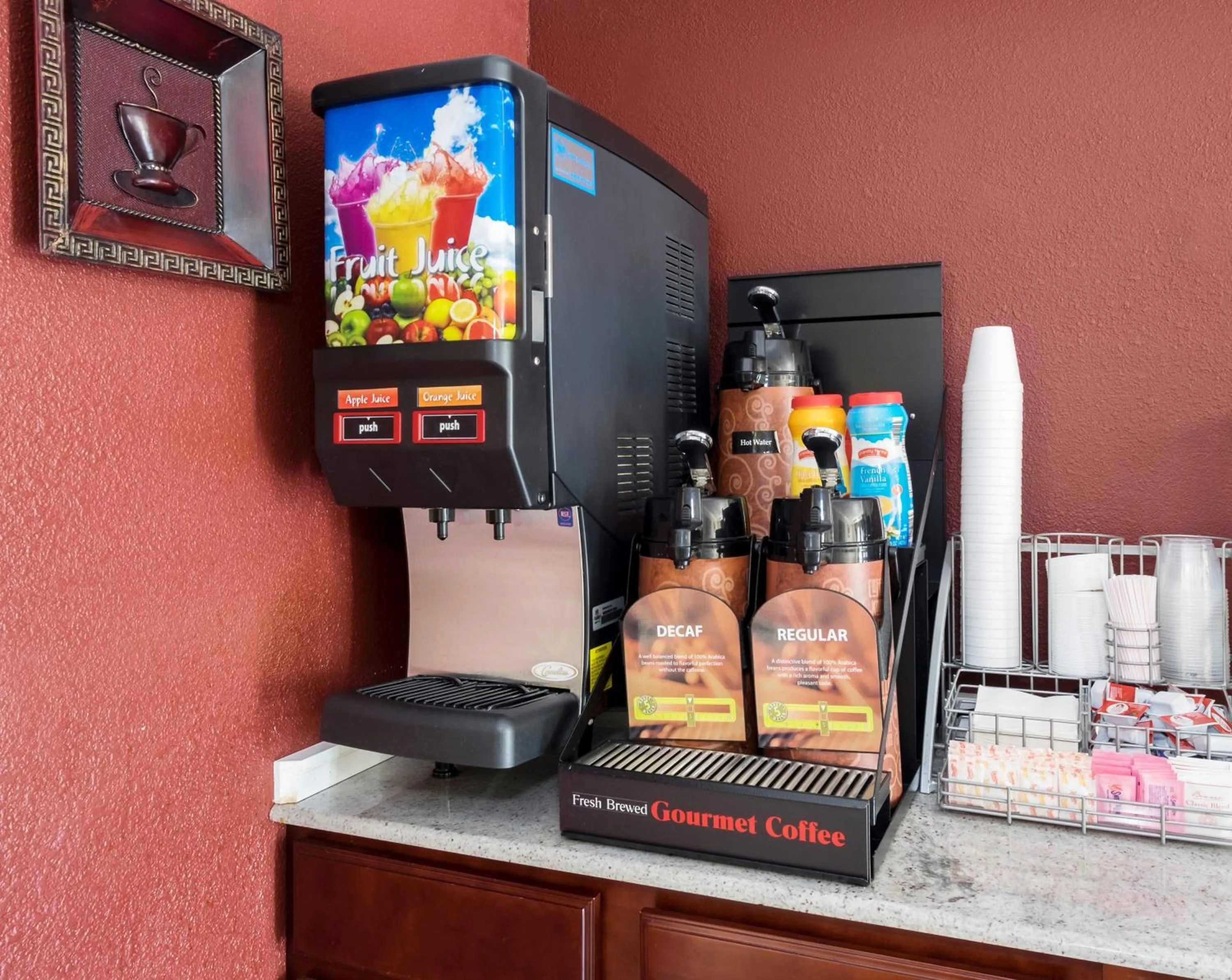 Coffee/tea facilities in Red Roof Inn Binghamton North