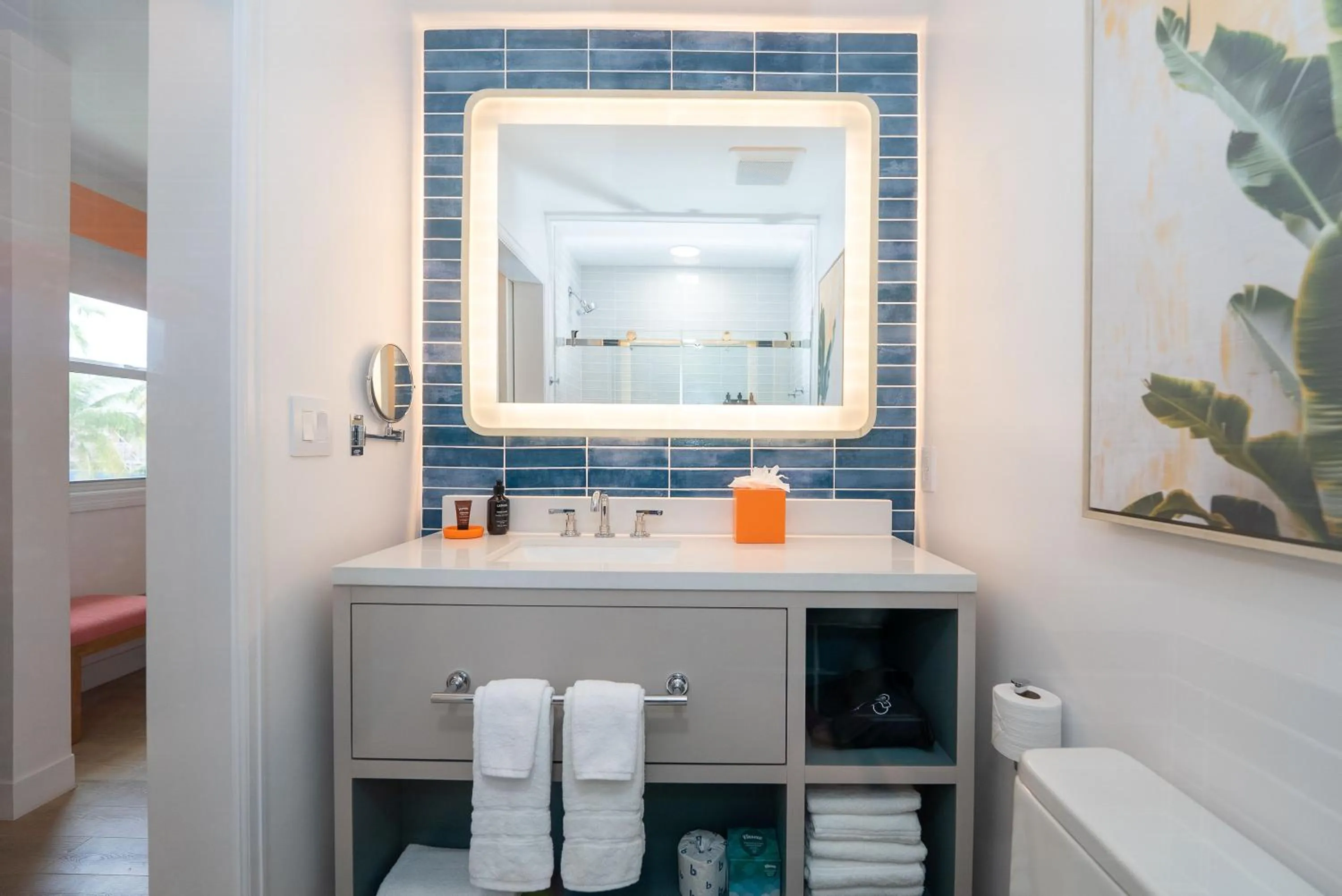 Bathroom in The Sunshine Hotel and Suites