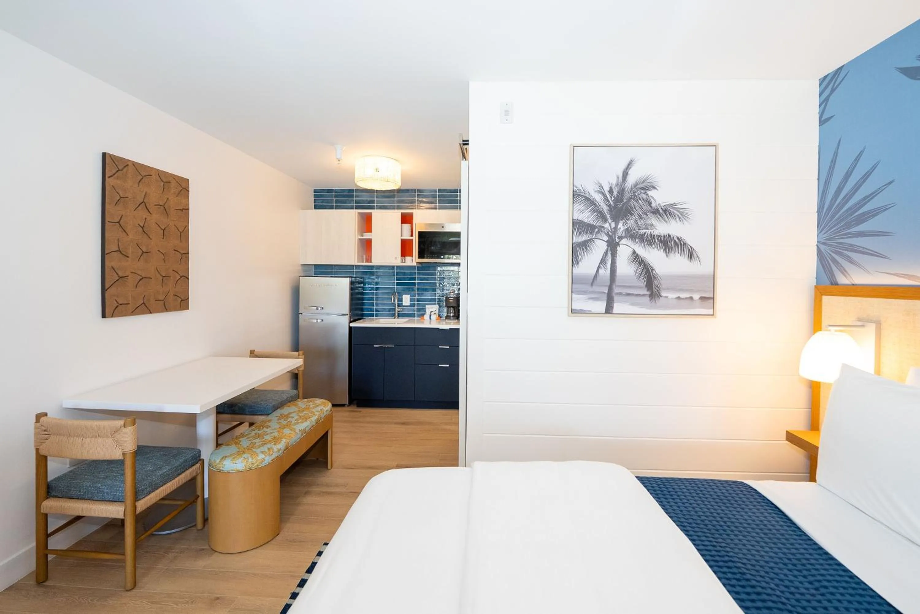 Photo of the whole room, Bed in The Sunshine Hotel and Suites