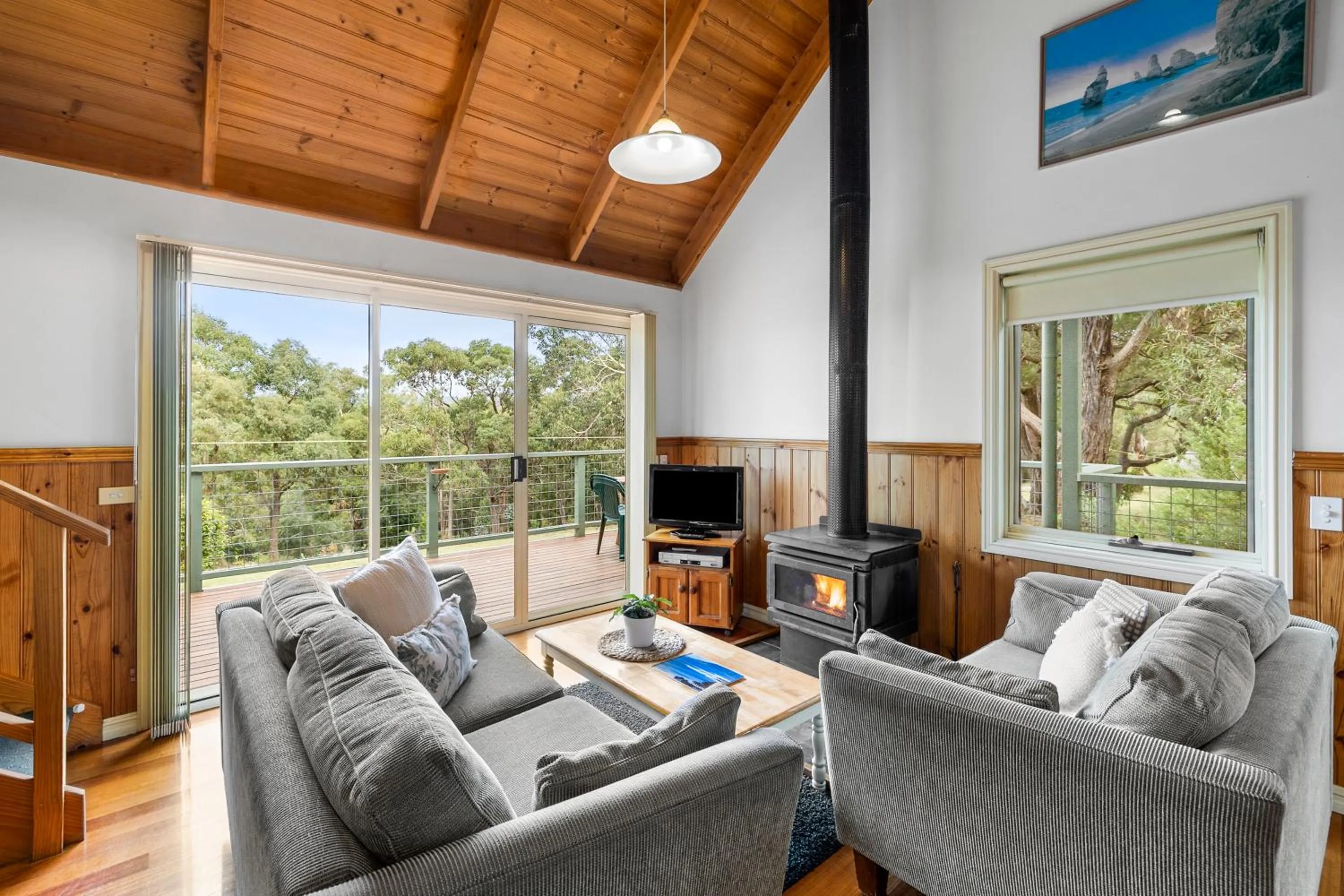 Lorne Bush House Cottages & Eco Retreats