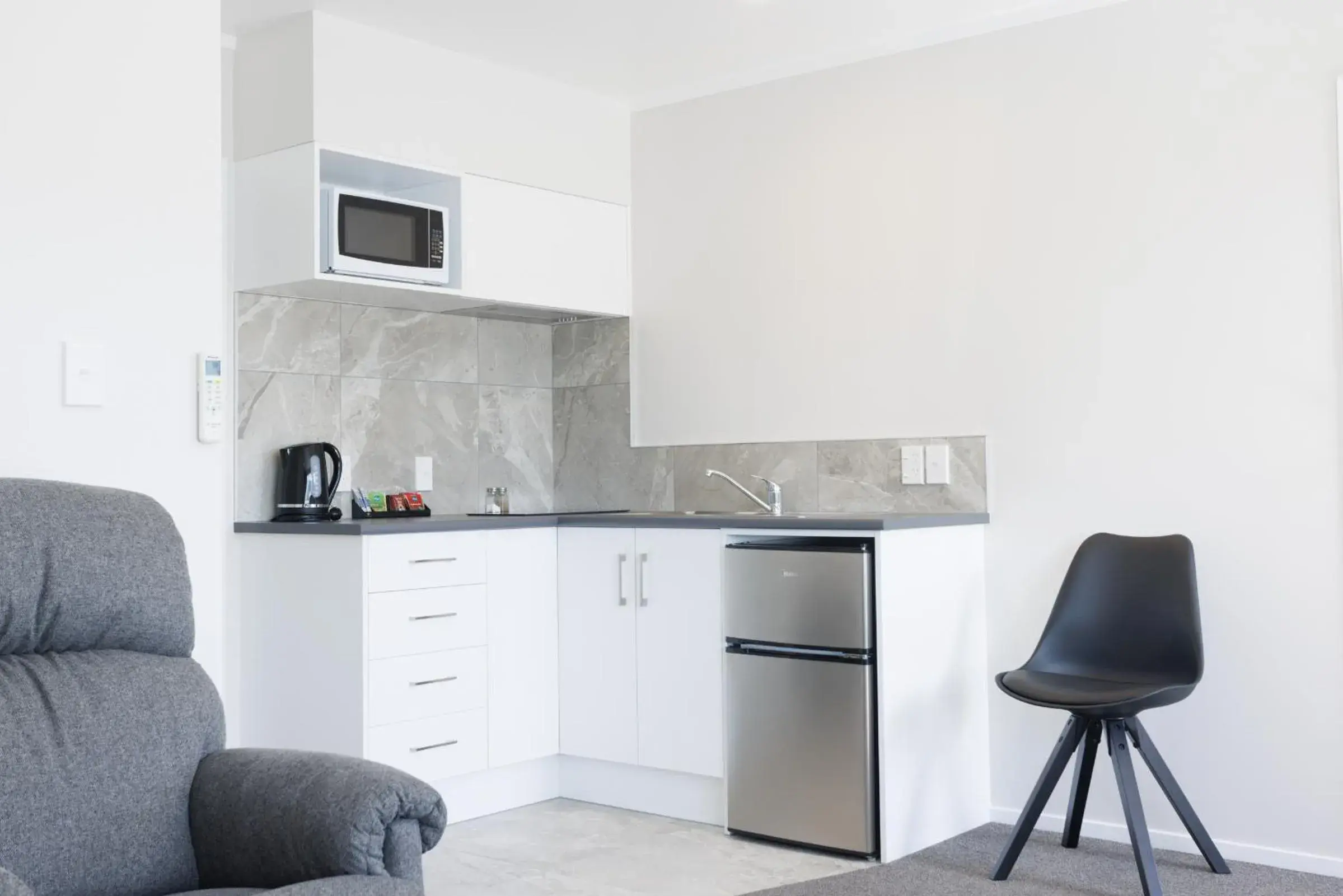 One-Bedroom Apartment in BK's Pohutukawa Lodge One-Bedroom Apartment in BK's Pohutukawa Lodge