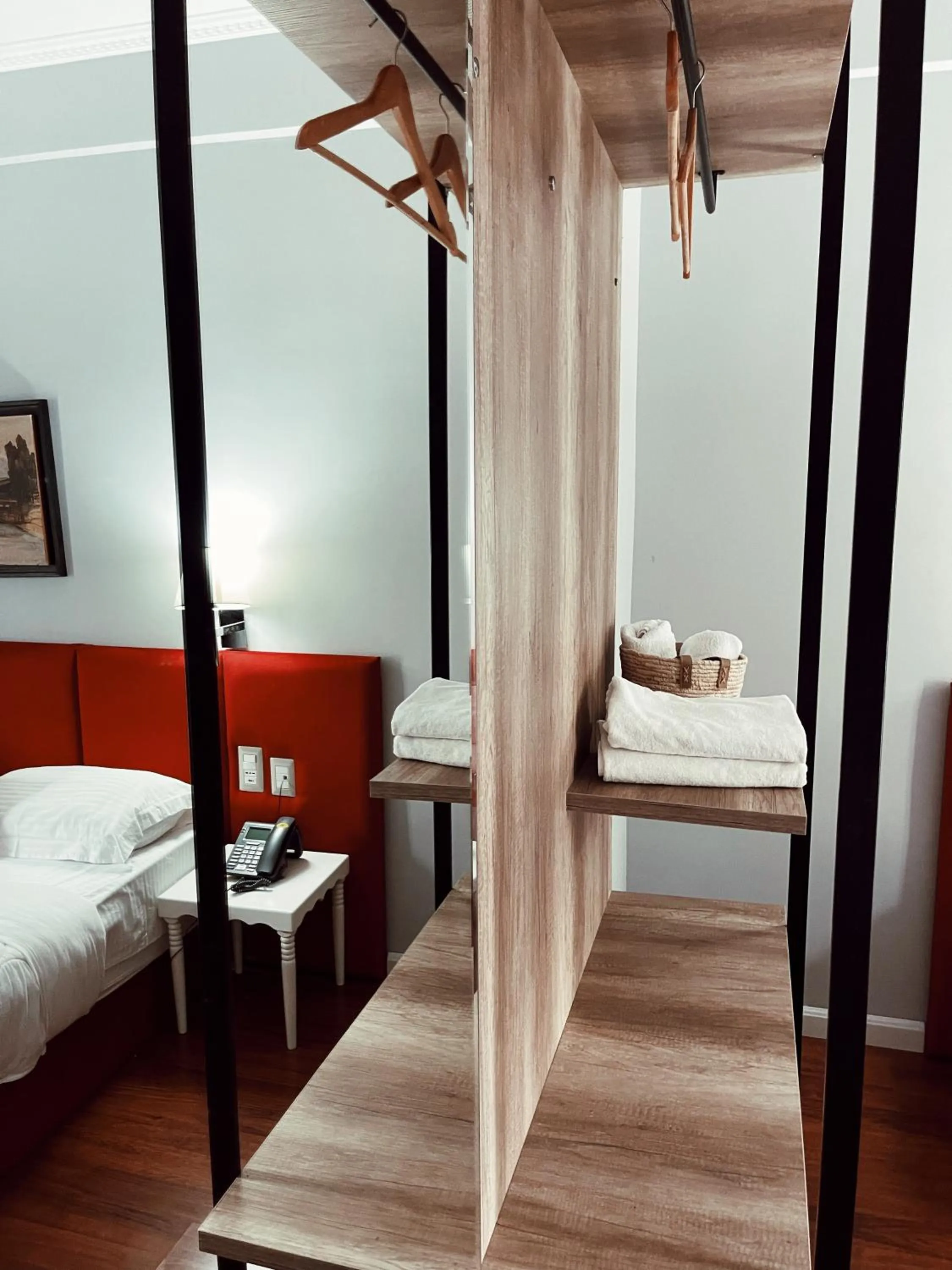 Bedroom, Bed in Ruby Palace