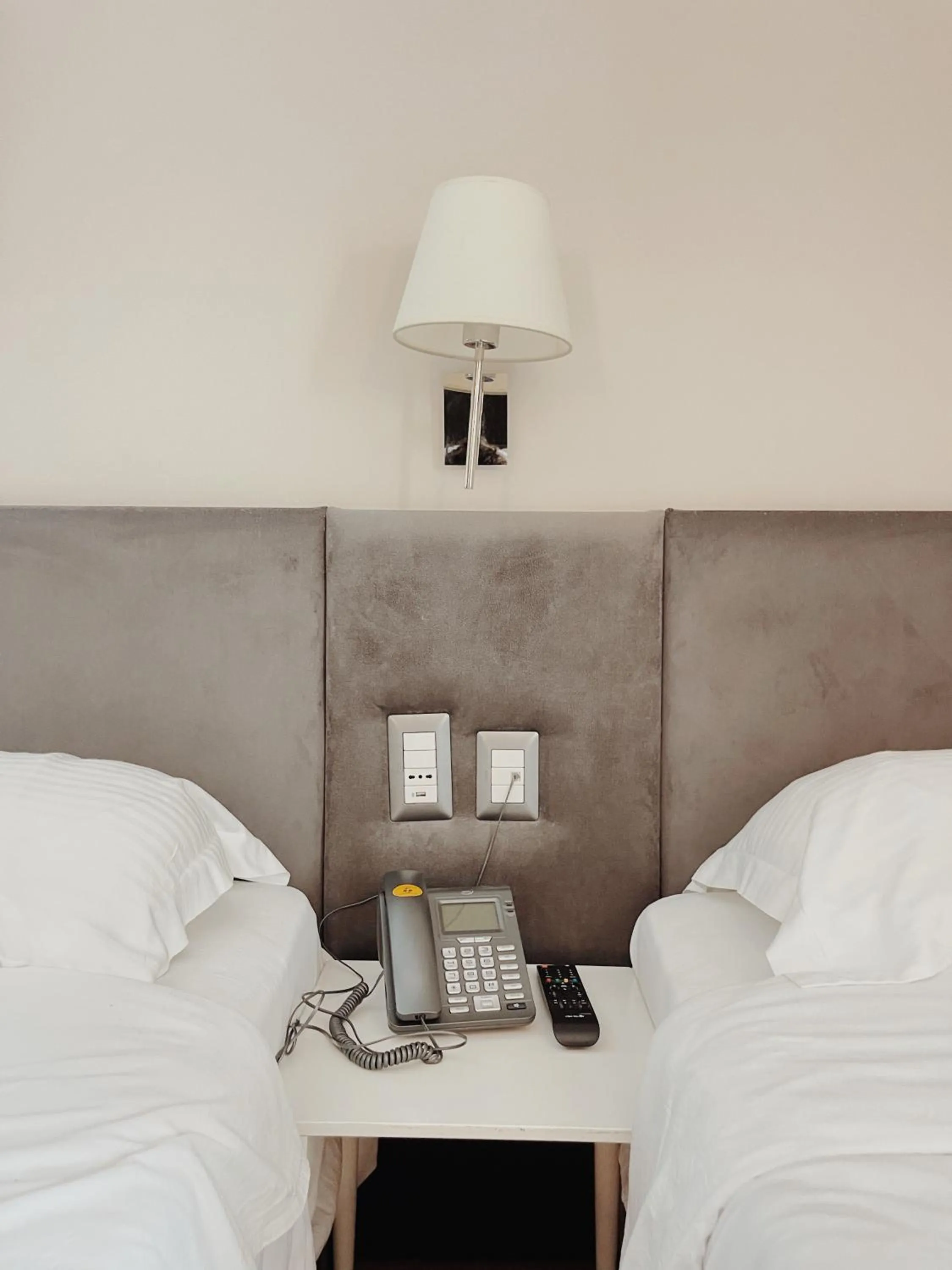 Bedroom, Bed in Ruby Palace