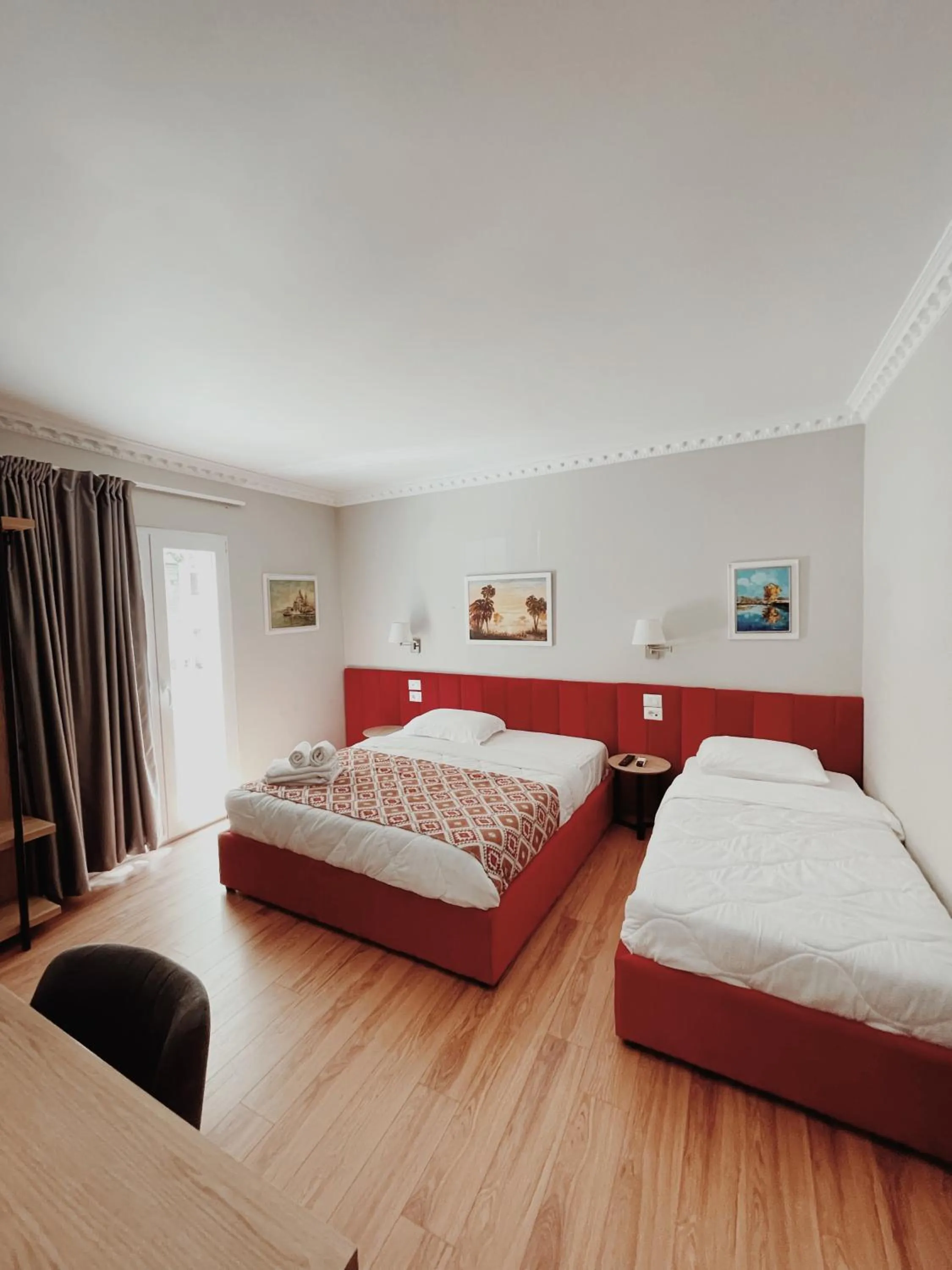 Bedroom, Bed in Ruby Palace