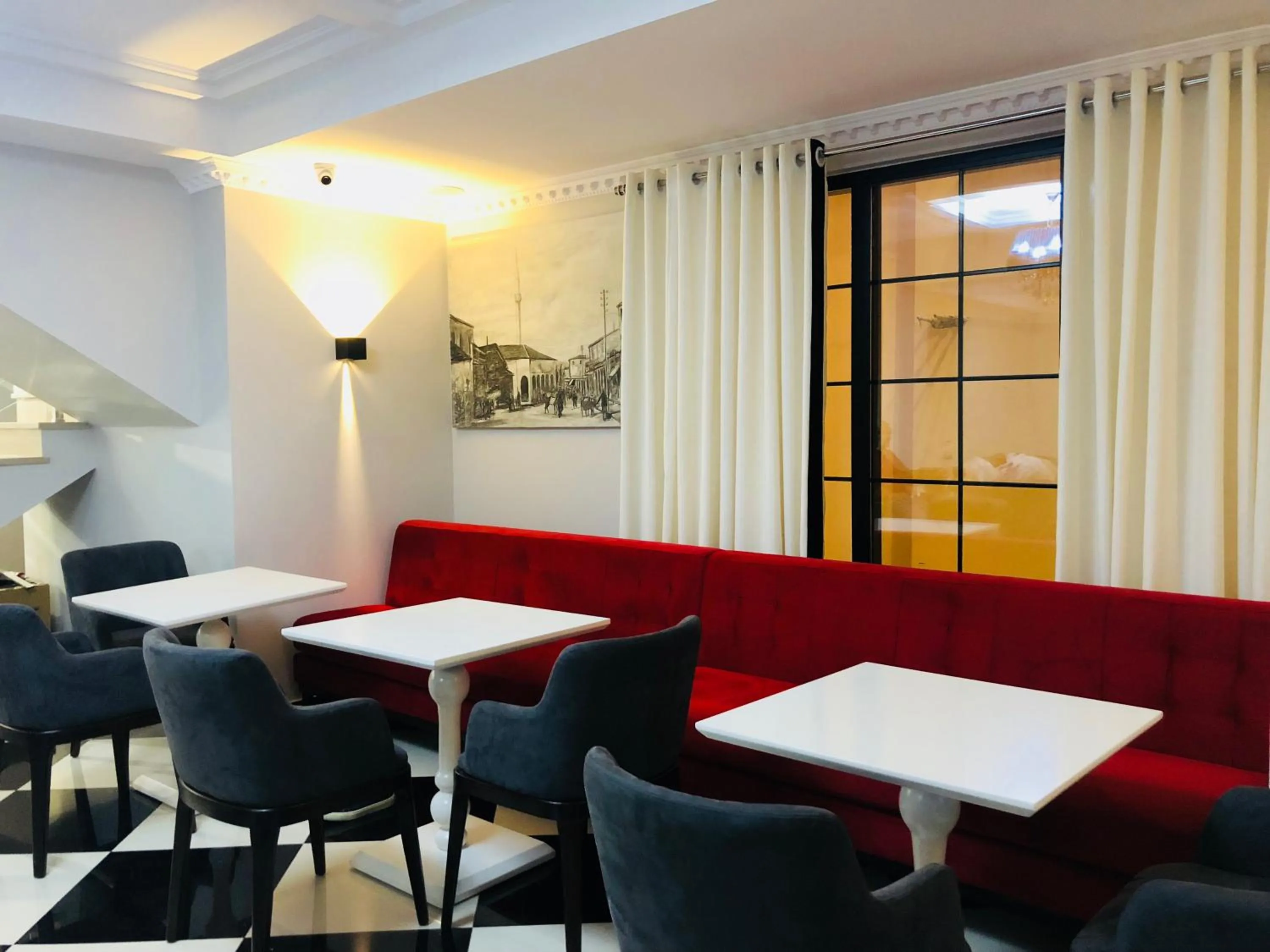 Seating area in Ruby Palace