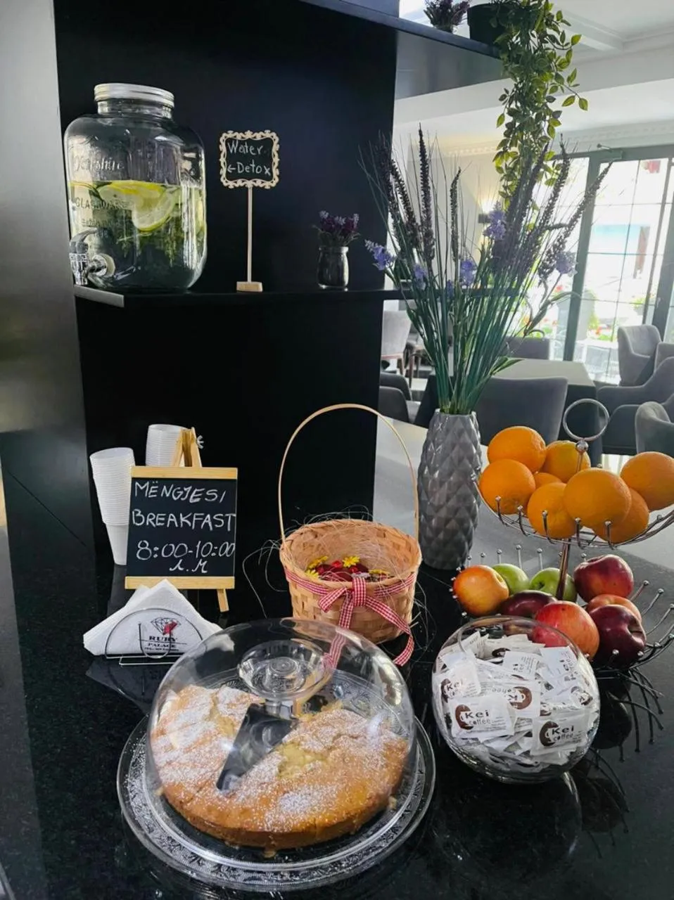 Food and drinks in Ruby Palace