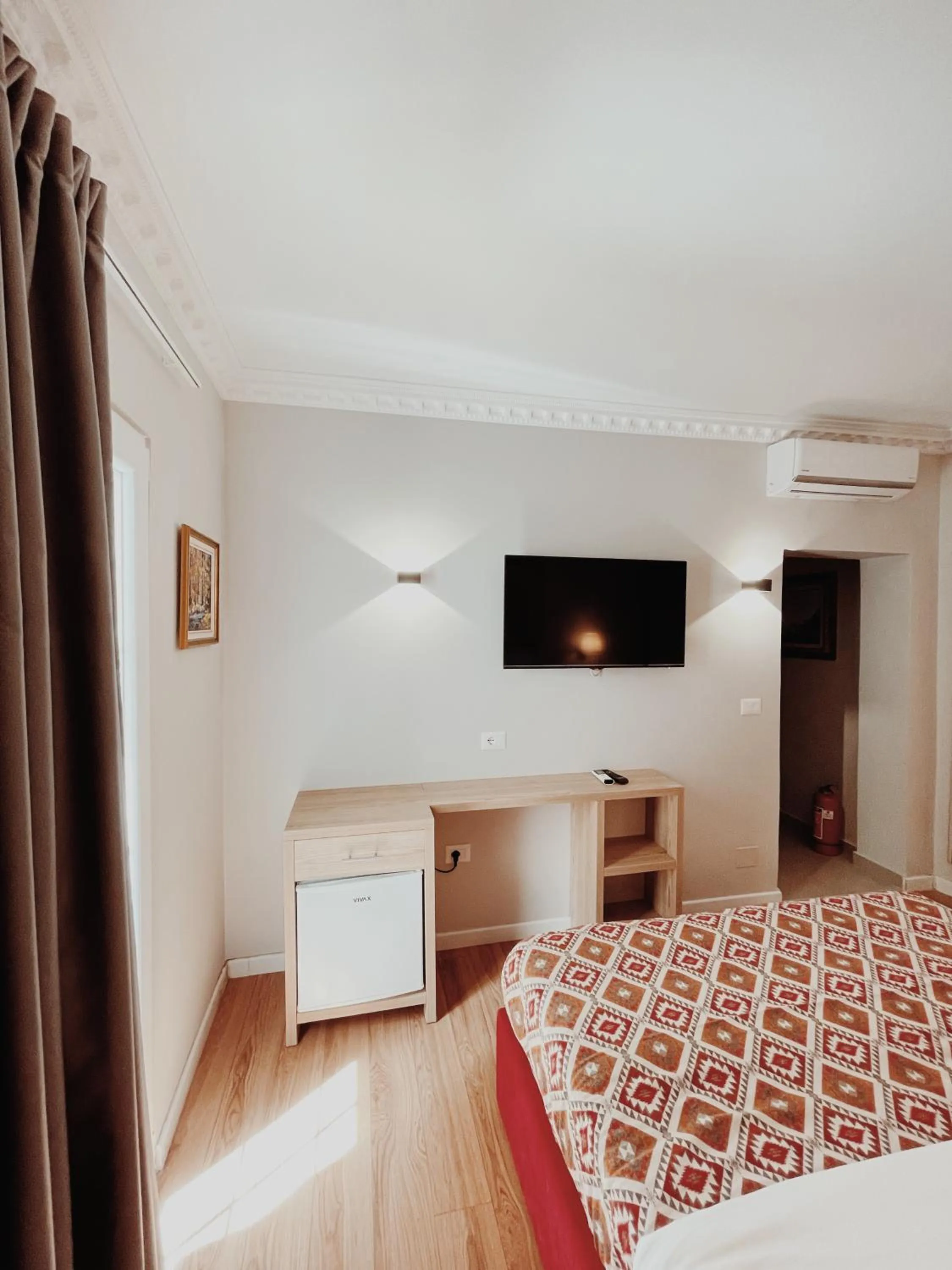 Bedroom, Bed in Ruby Palace