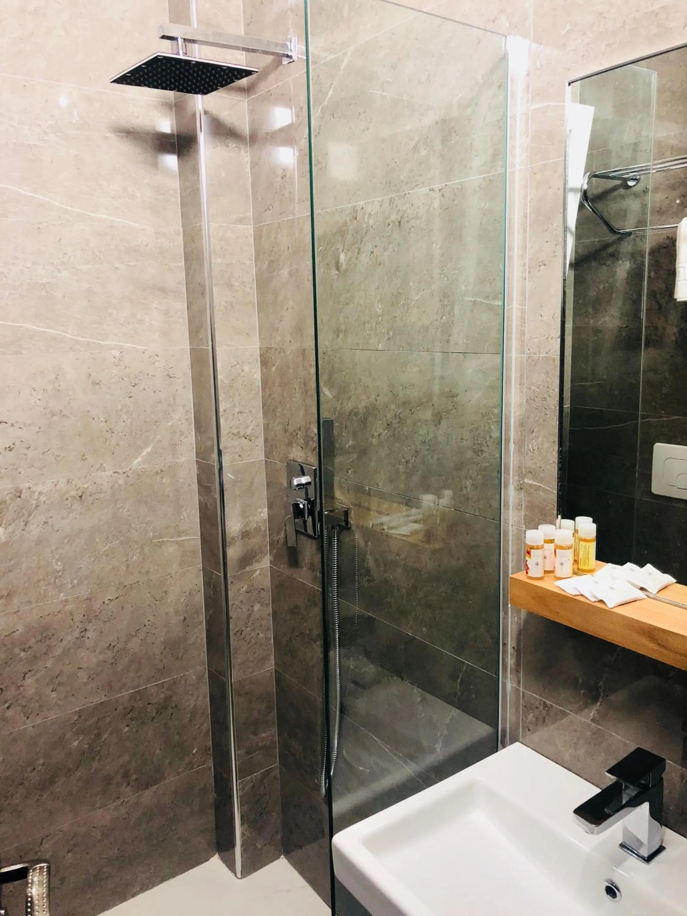 Bathroom in Ruby Palace