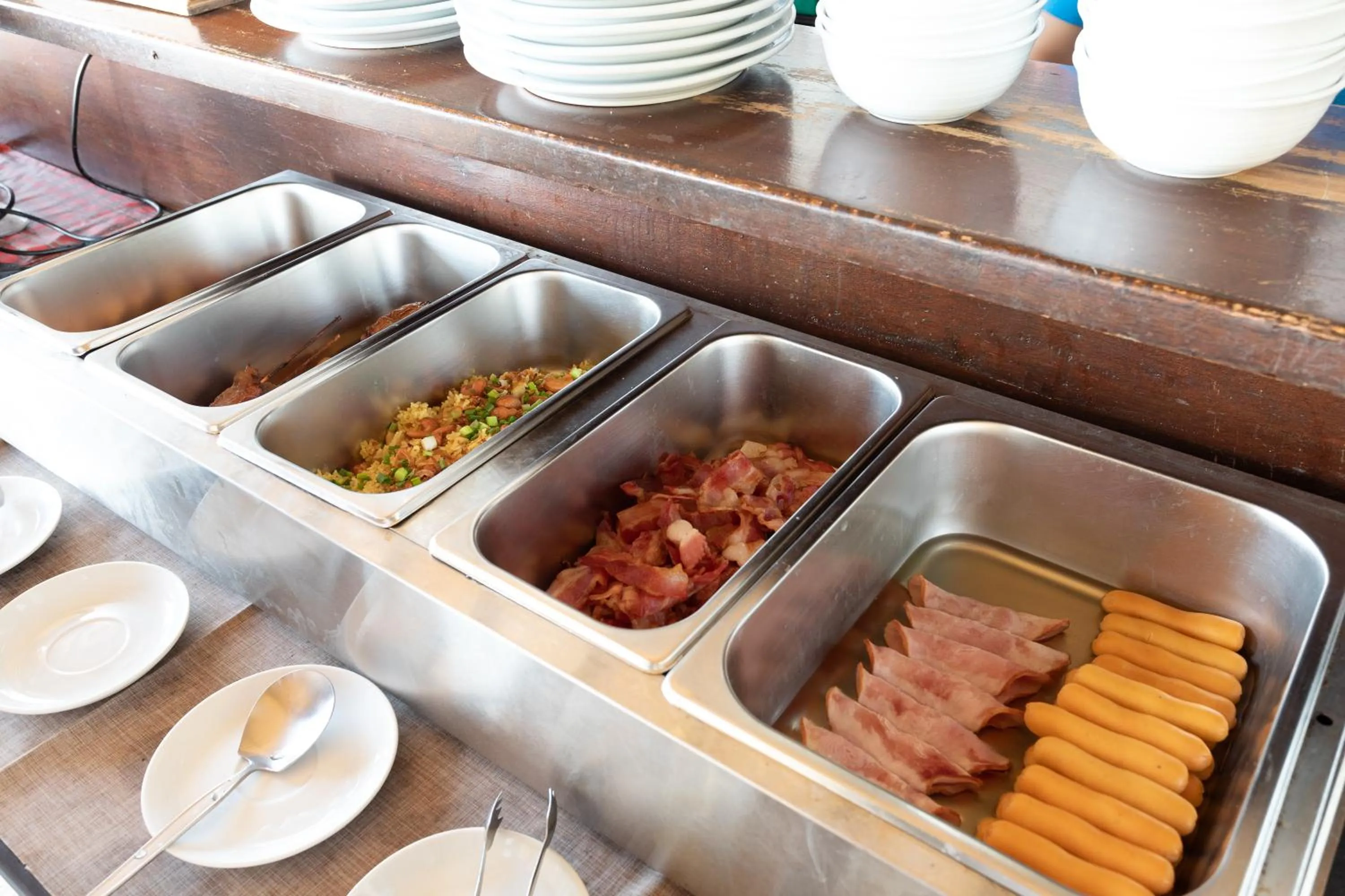 Restaurant/places to eat in Palm Coco Mantra