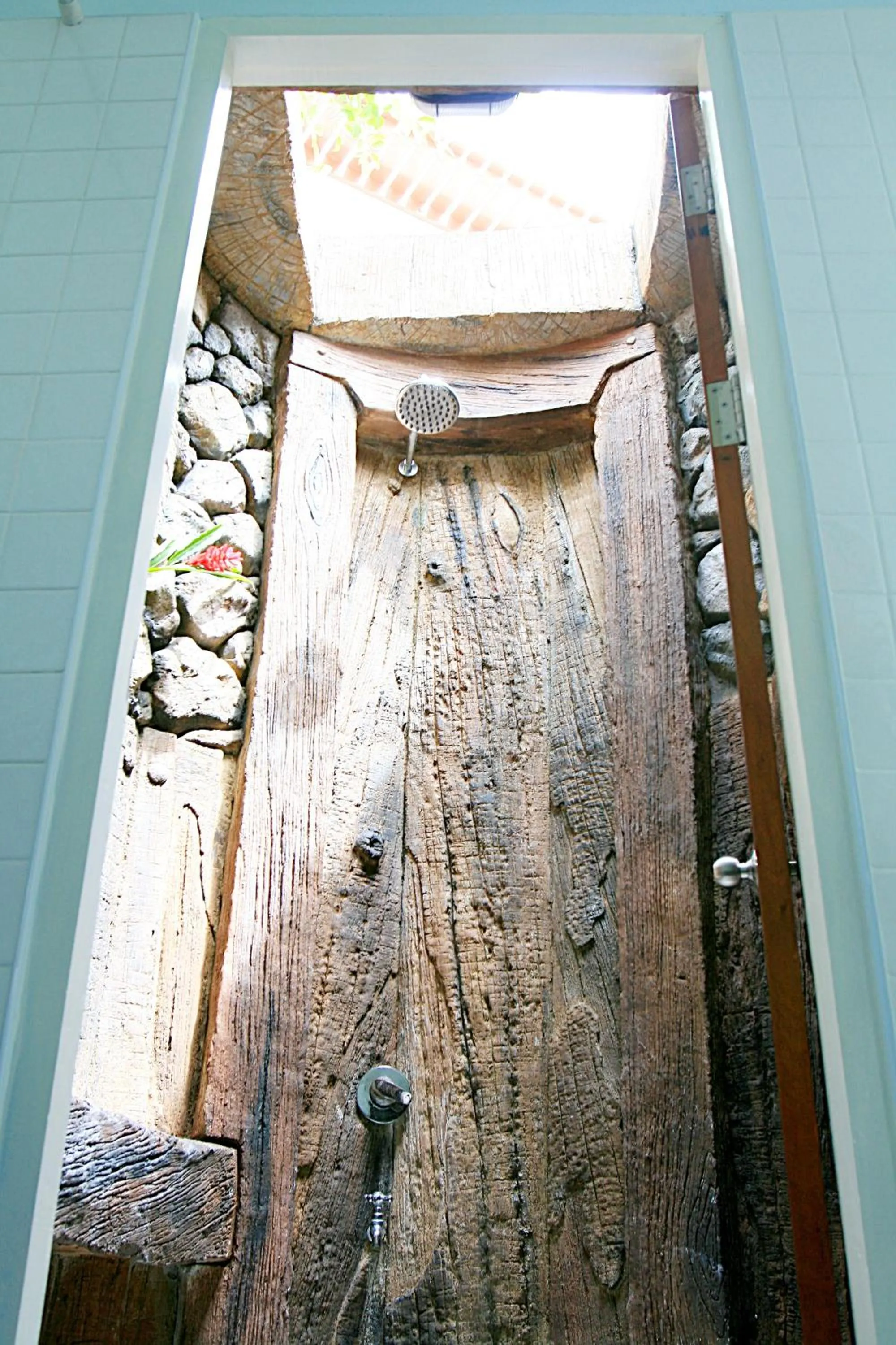 Bathroom in Baanmontra Beach Resort - Bankrut
