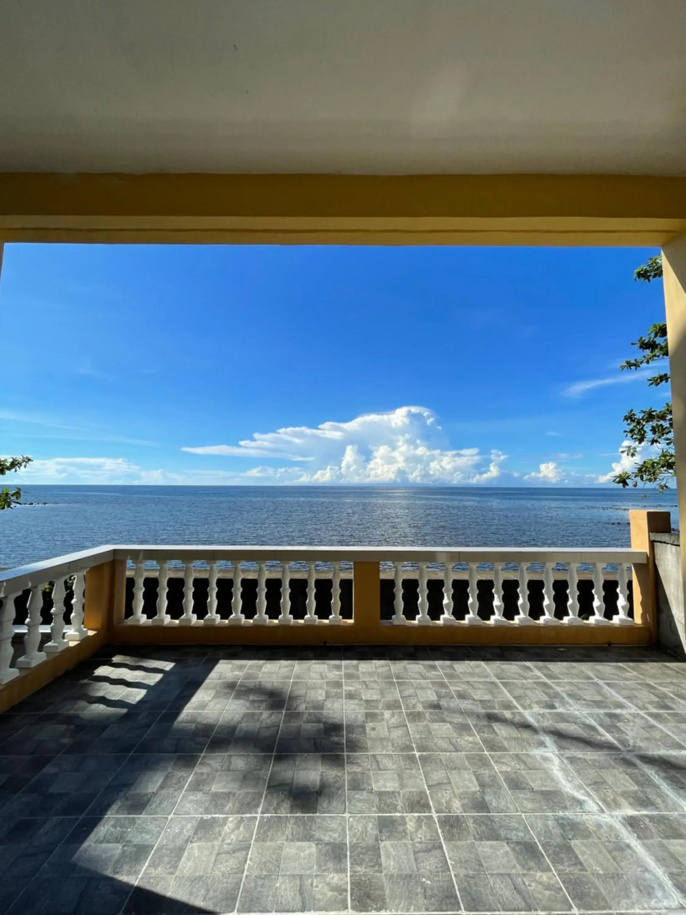 Deluxe Double Room with Balcony and Sea View in C - Side Inn Deluxe Double Room with Balcony and Sea View in C - Side Inn