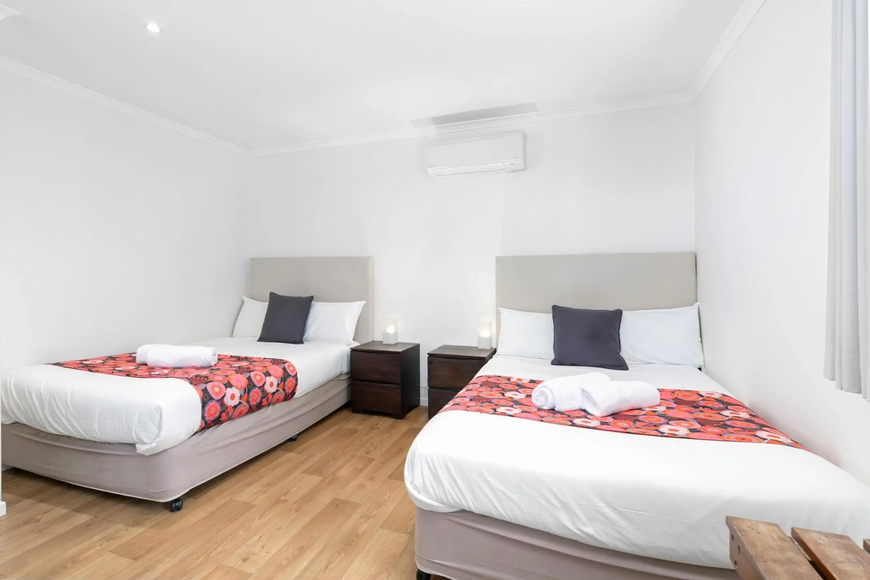 Queen Room with Two Queen Beds in Mossman Resort Holiday Villas Queen Room with Two Queen Beds in Mossman Resort Holiday Villas