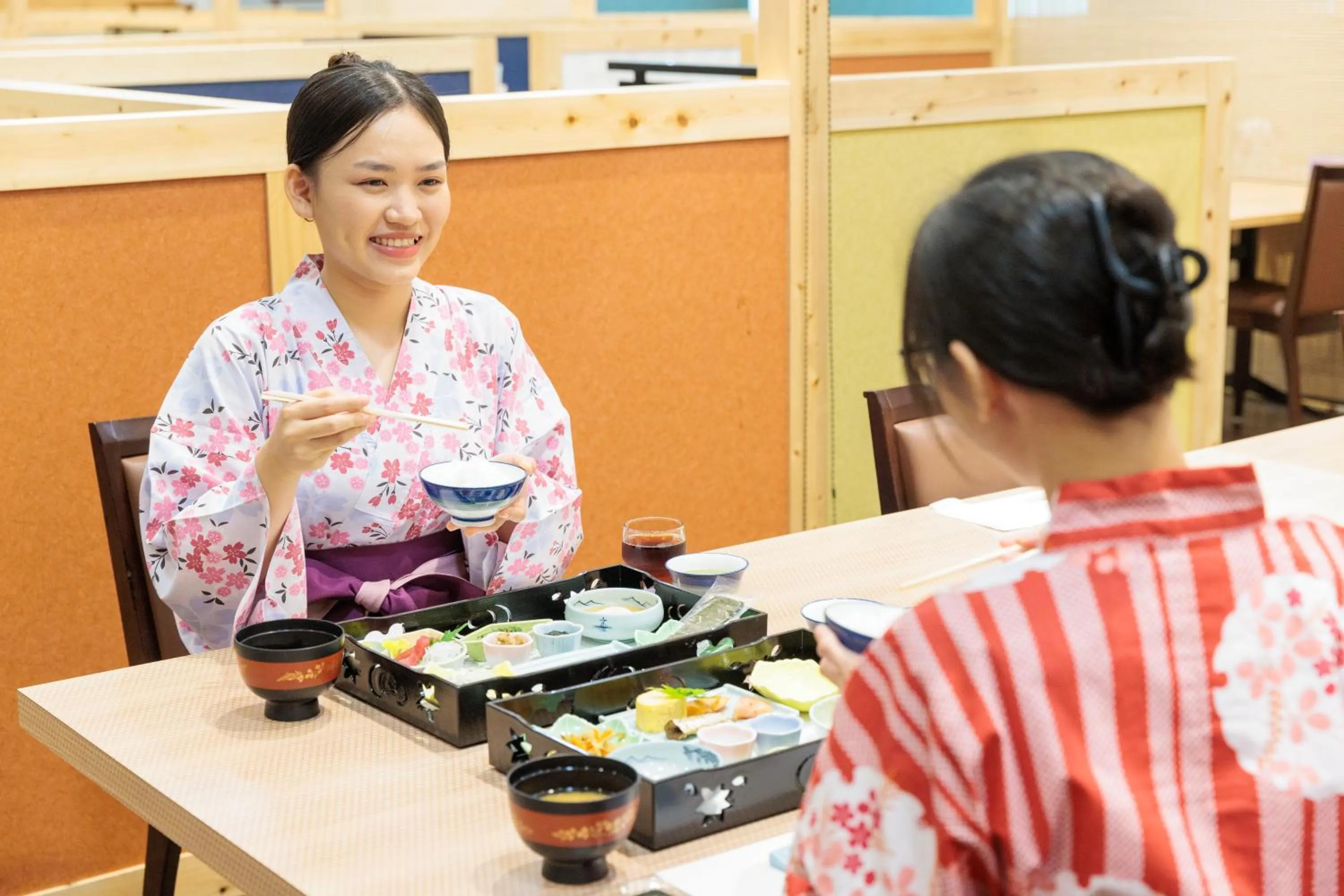 Restaurant/places to eat in Hotel Sanrakuso