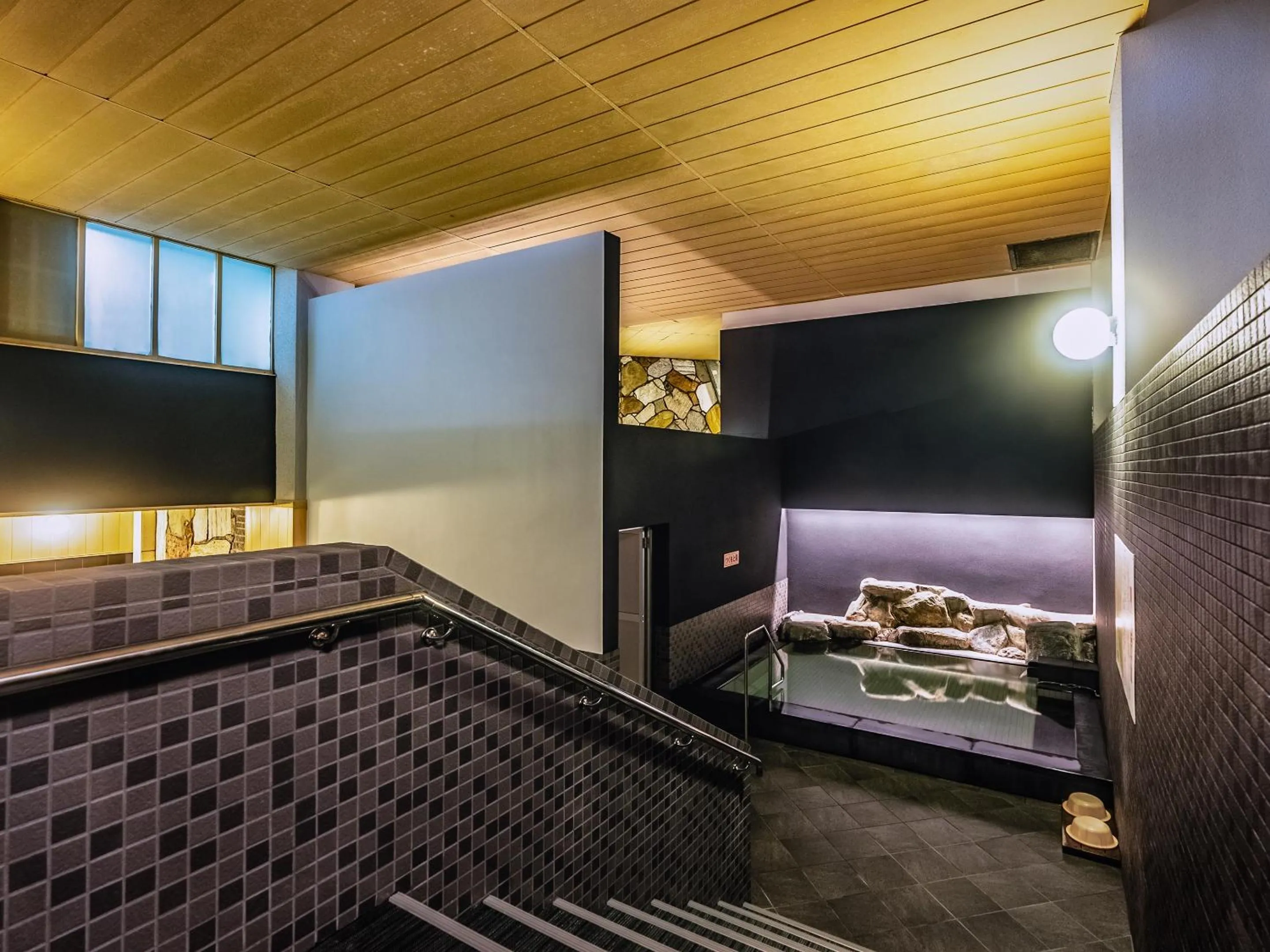 Hot Spring Bath in Hotel Sanrakuso