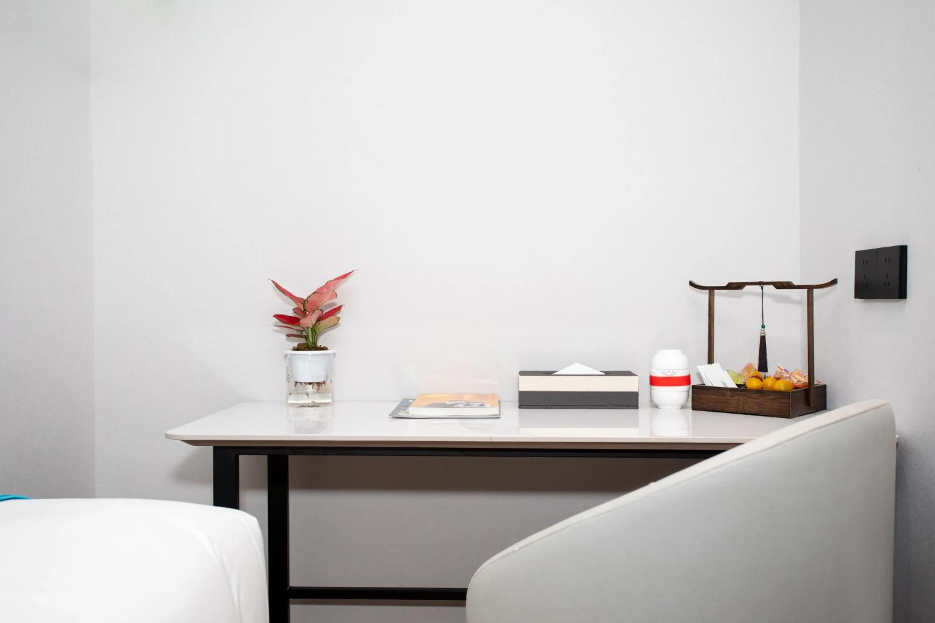 Bedroom, Bed in VX Hotel Shanghai Yixian Road Dabaishu