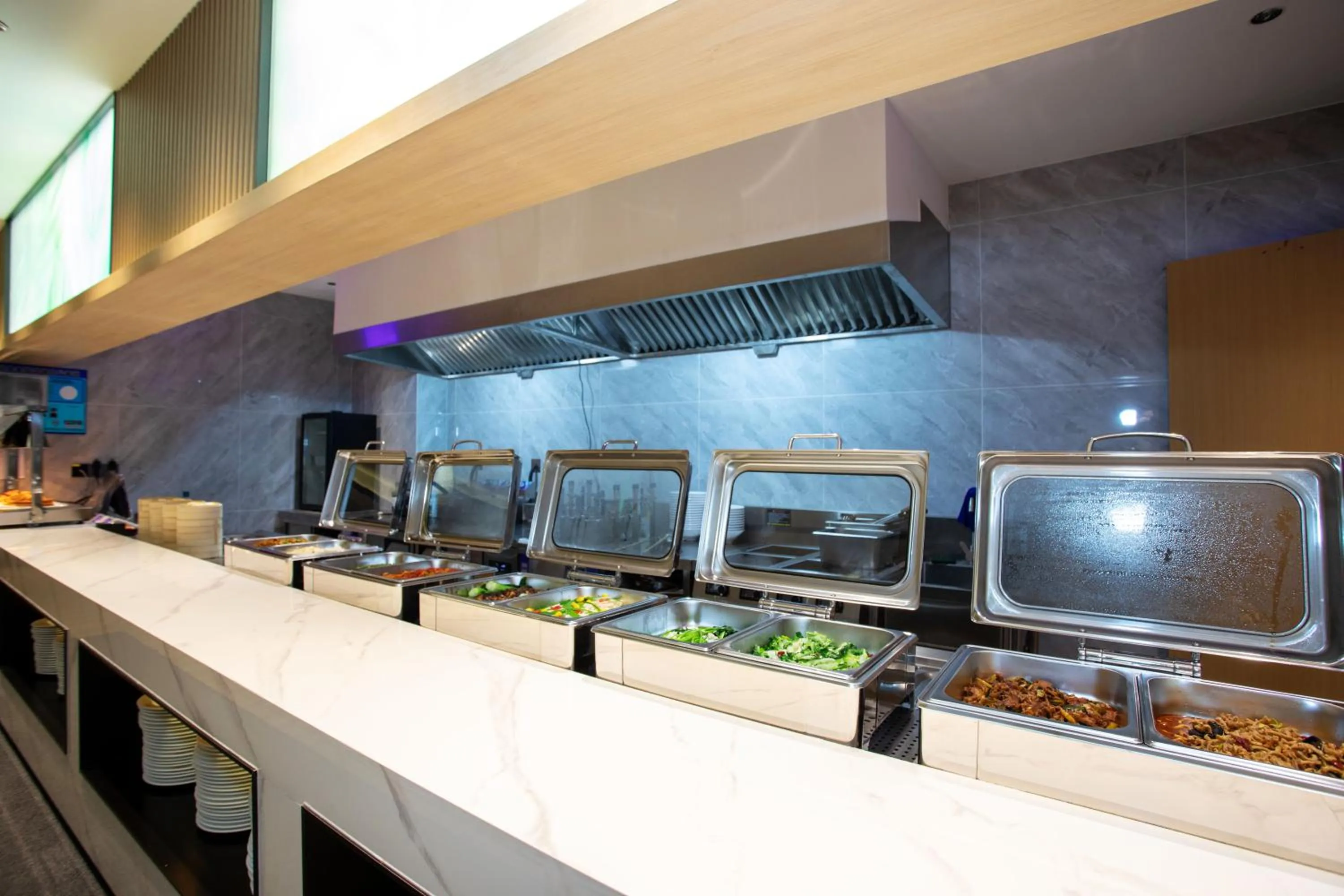 Restaurant/places to eat in VX Hotel Shanghai Yixian Road Dabaishu