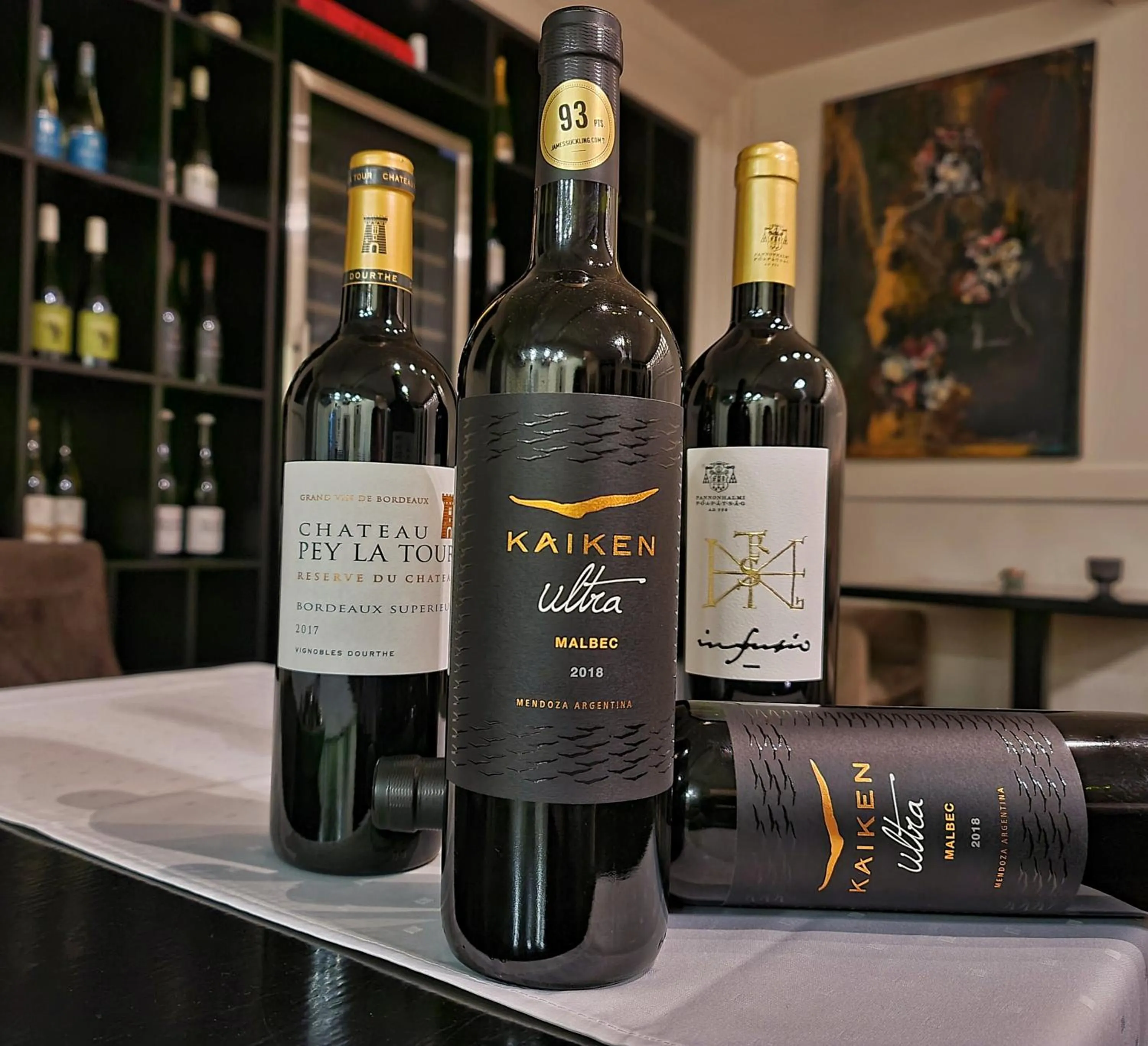 Restaurant/places to eat in Artis Boutique Hotel