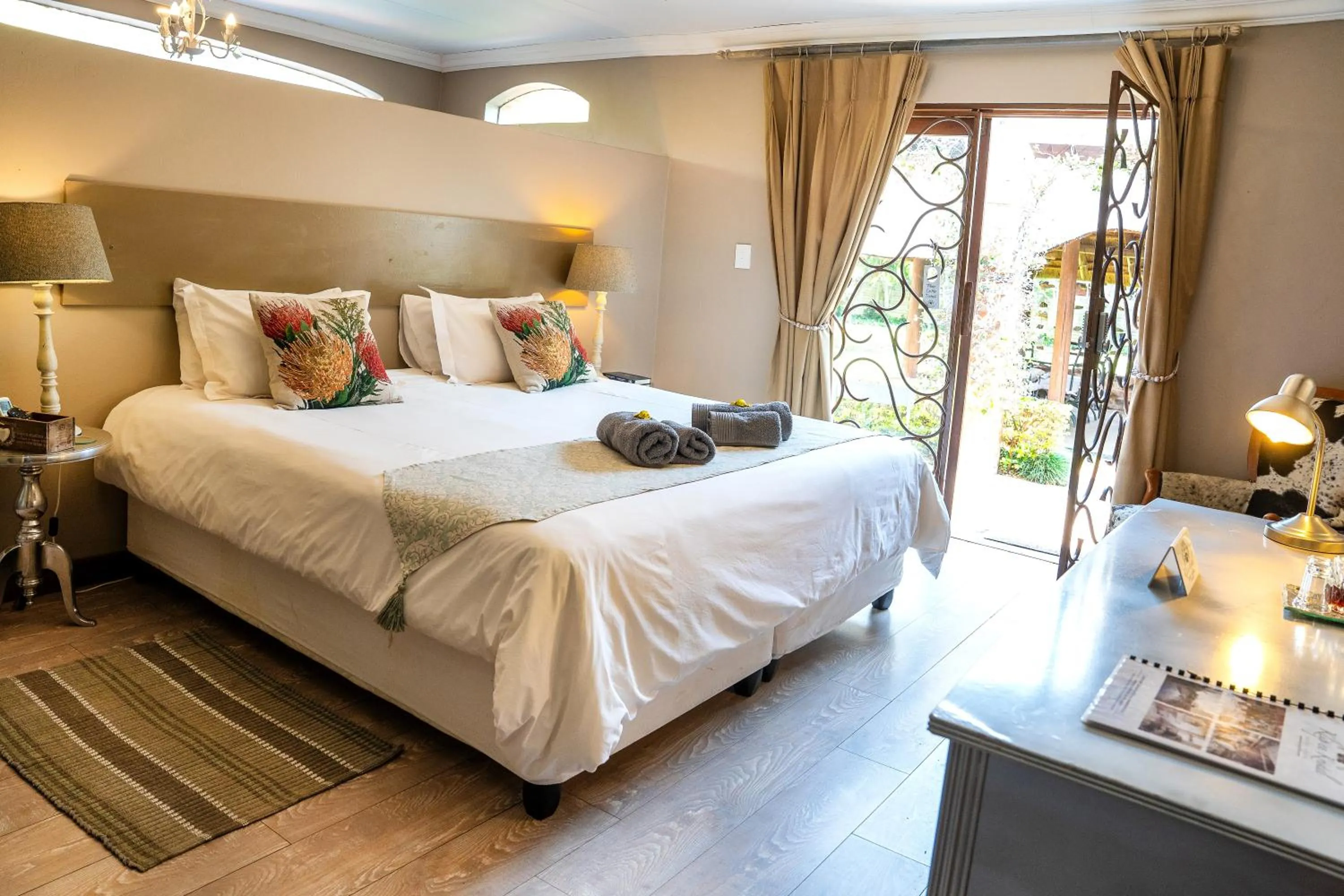 Bed in Klip en Kristal Guest House