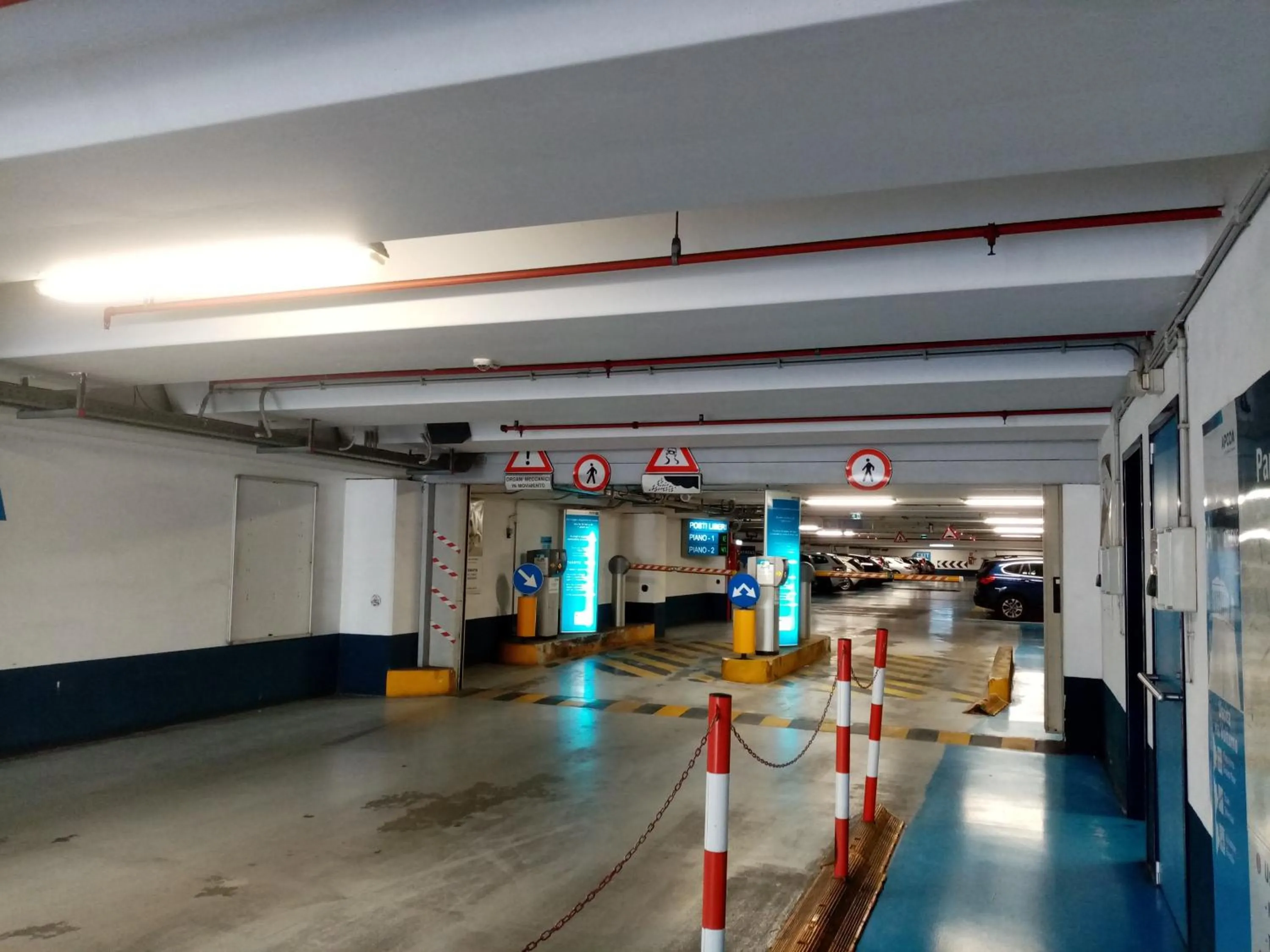 Area and facilities in Ariston Petit Hotel