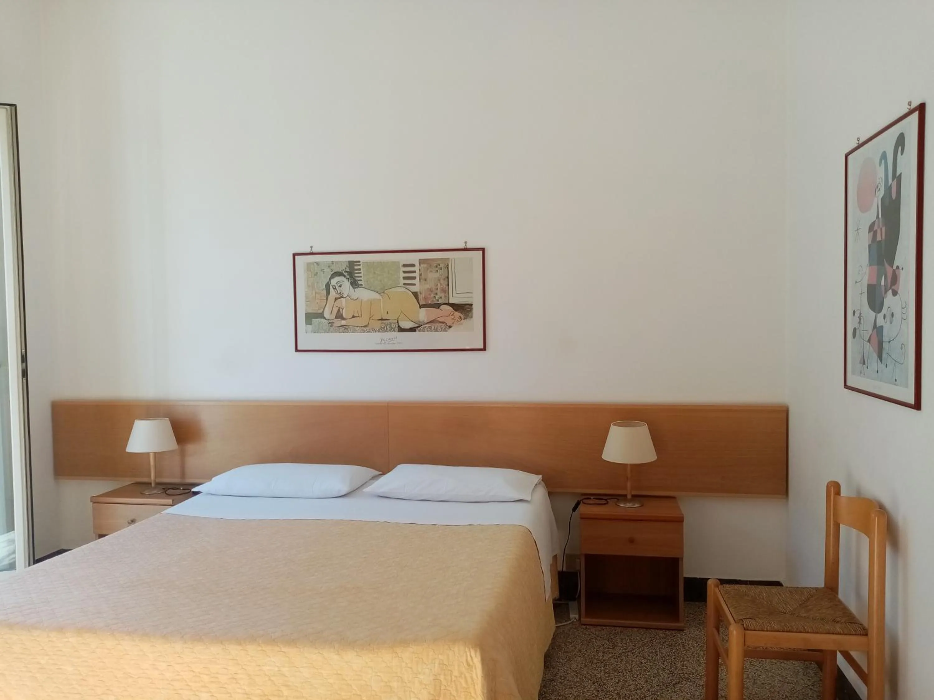 Photo of the whole room, Bed in Ariston Petit Hotel