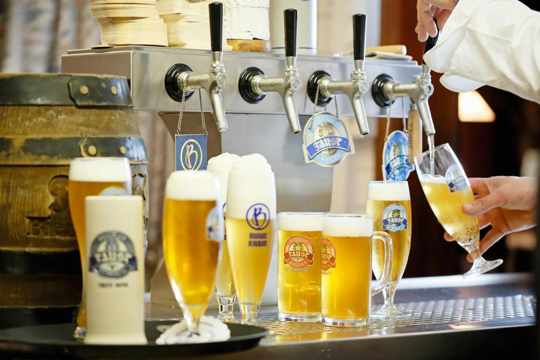 Restaurant/places to eat in Hotel Zum Goldenen Ochsen am Schlossgarten