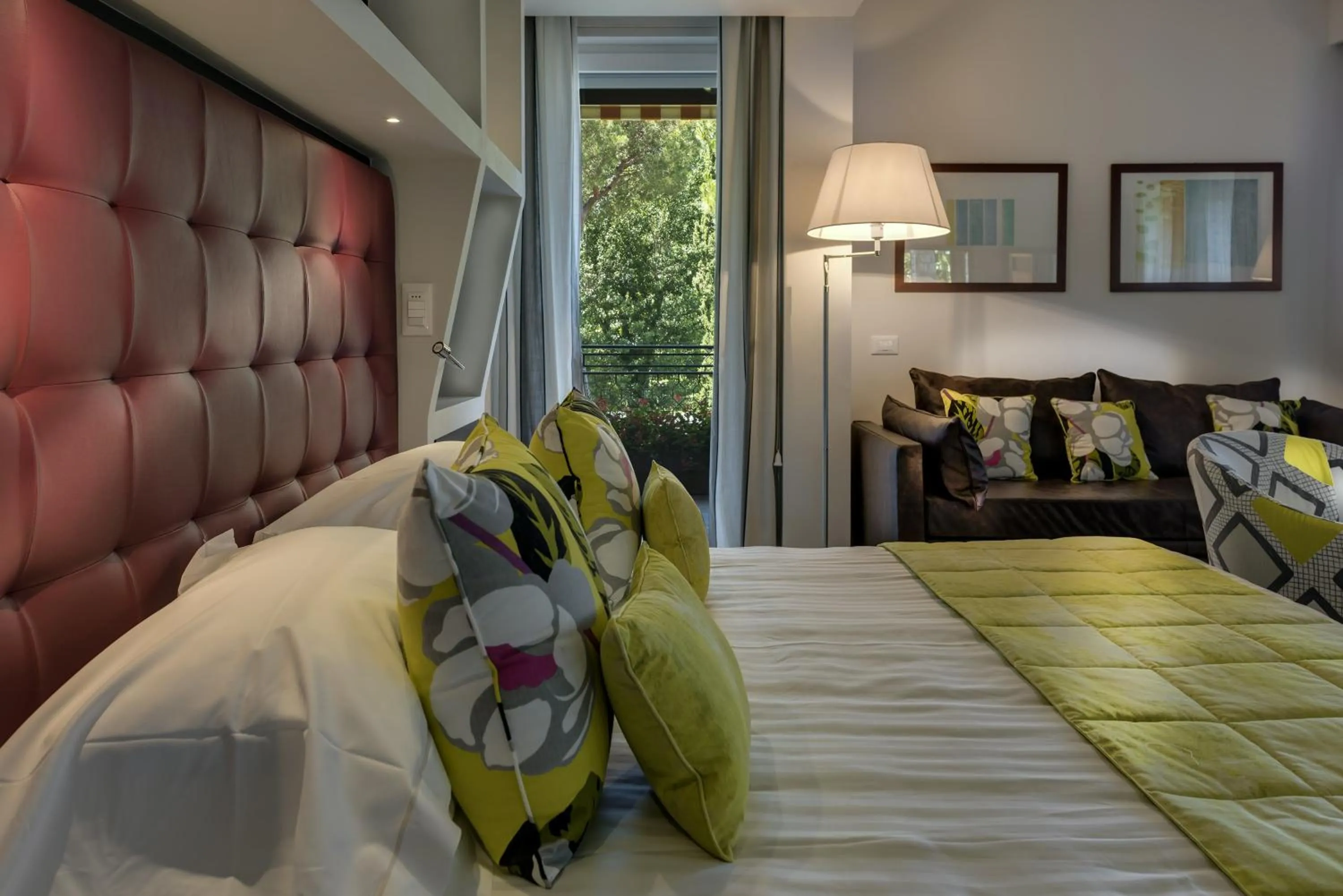 Photo of the whole room, Bed in Hermitage Hotel & Resort Forte dei Marmi - Starhotels Collezione