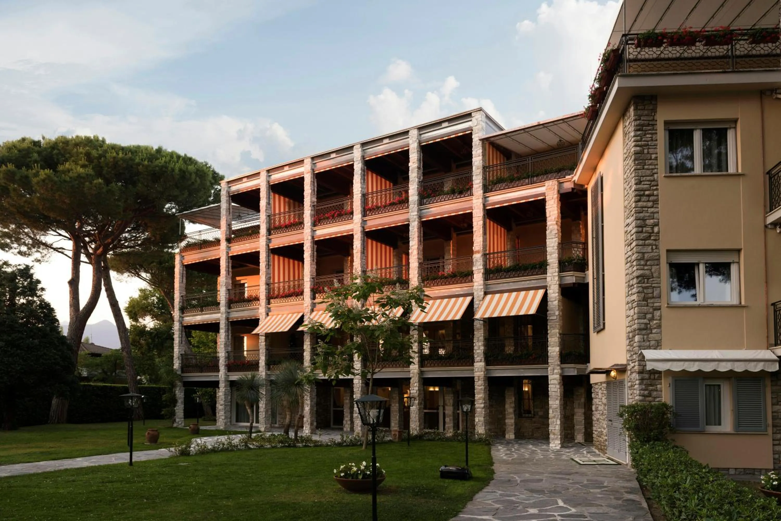 Property building in Hermitage Hotel & Resort Forte dei Marmi - Starhotels Collezione