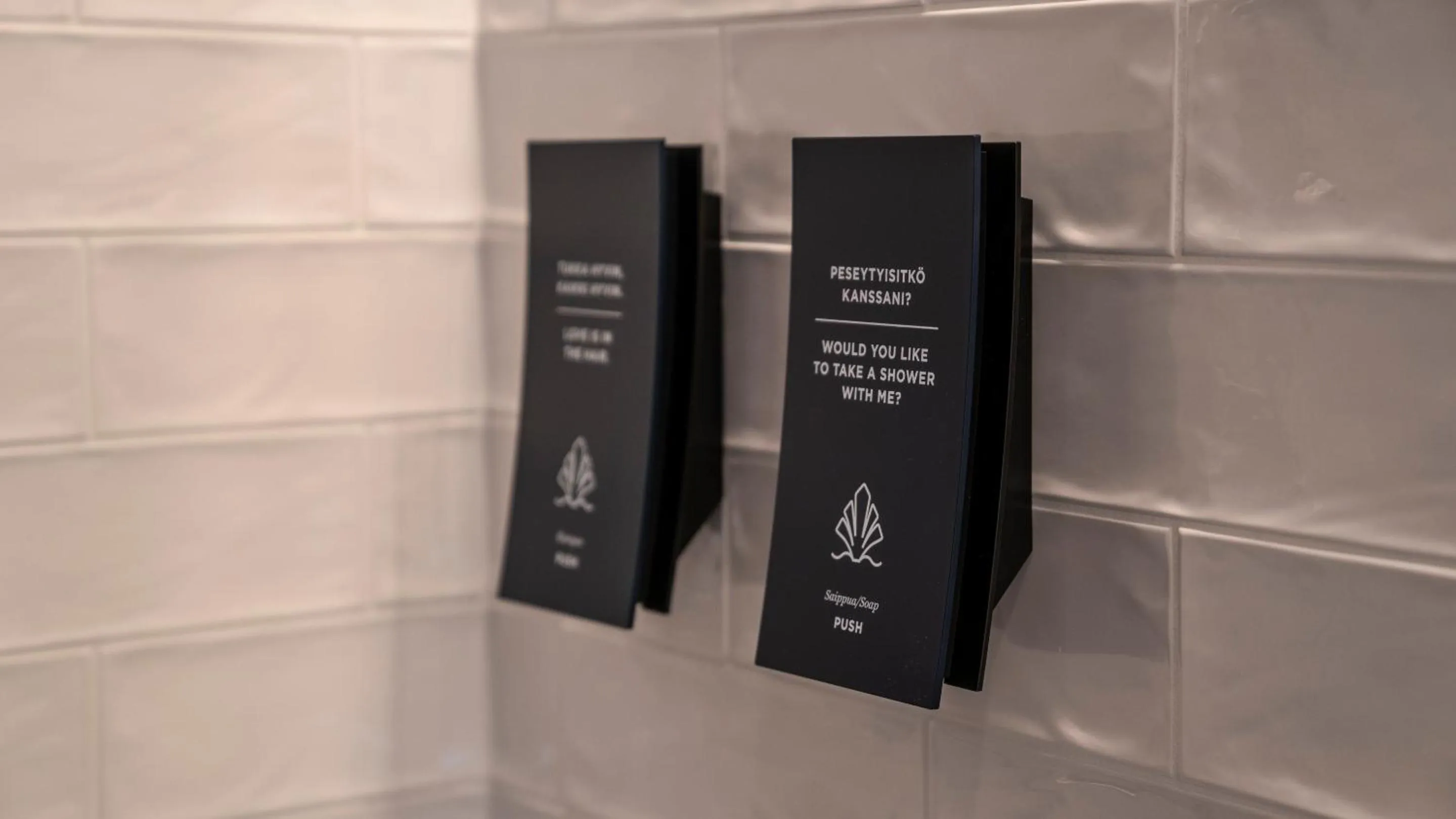 Shower in Solo Sokos Hotel Turun Seurahuone