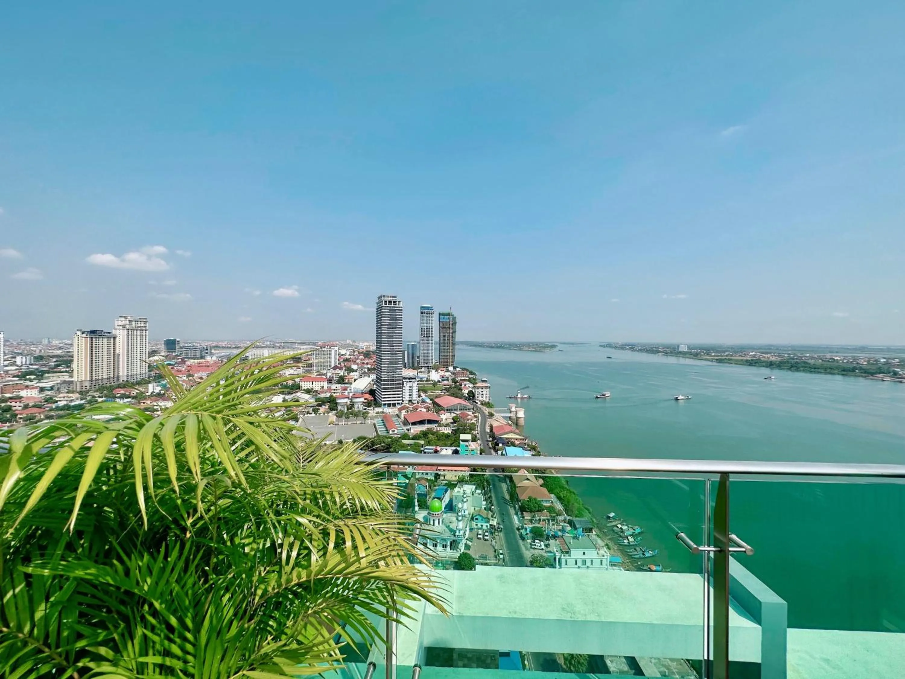 Natural landscape in Infinity 28 Hotel and Residence