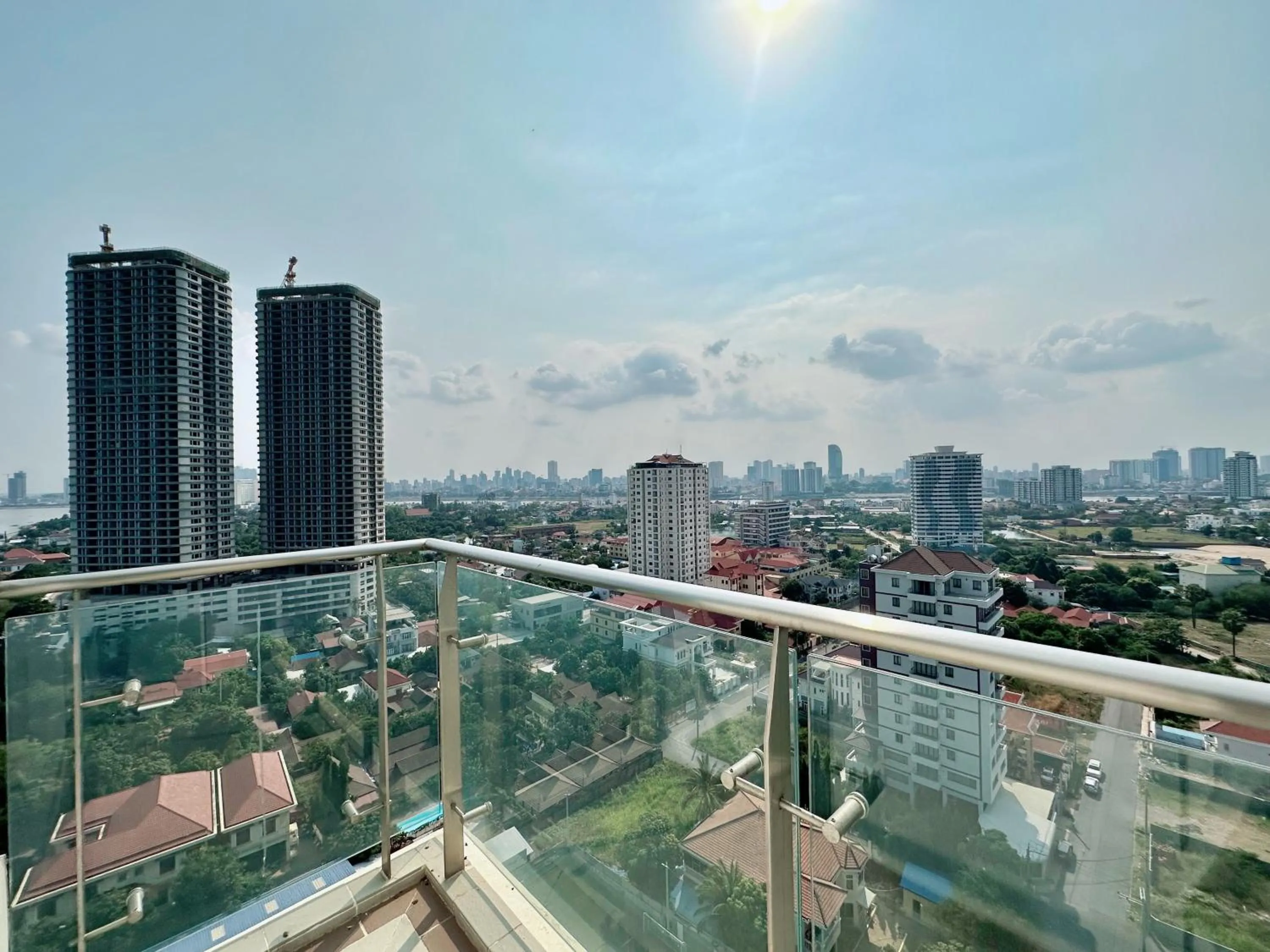 Balcony/Terrace in Infinity 28 Hotel and Residence