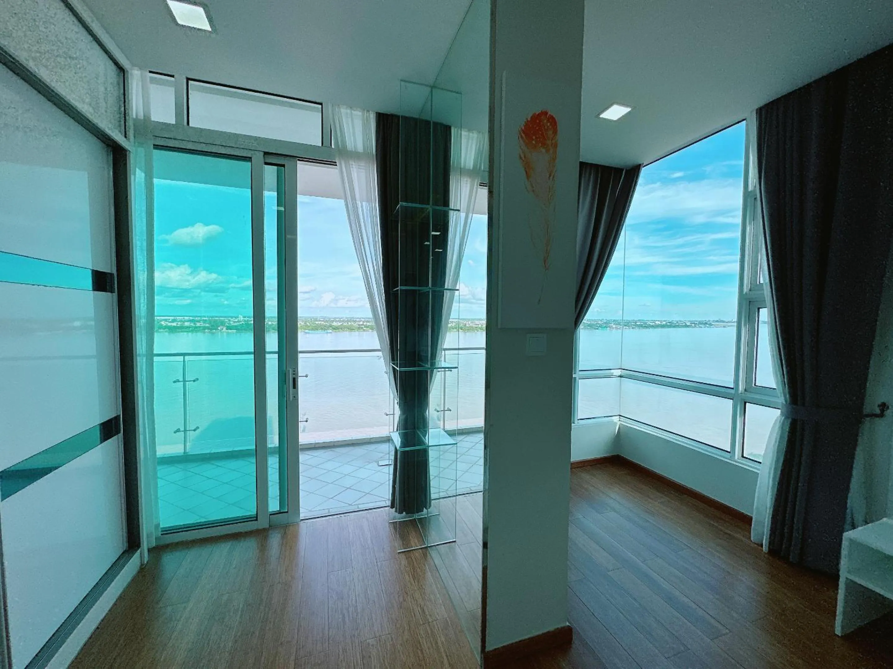 Balcony/Terrace in Infinity 28 Hotel and Residence