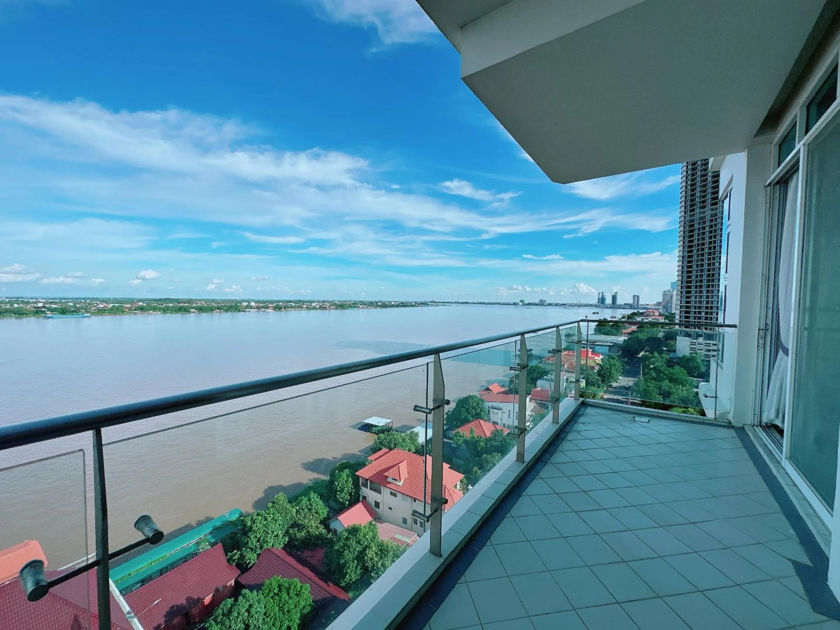 View (from property/room) in Infinity 28 Hotel and Residence