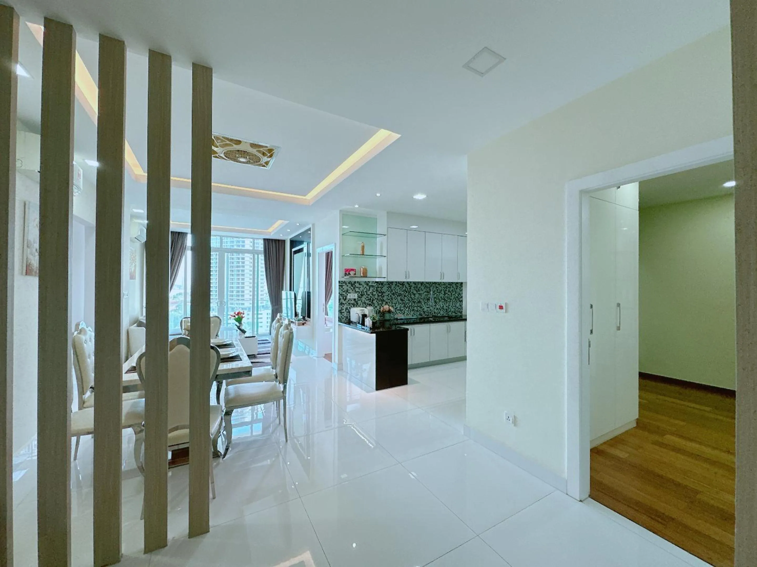 Kitchen or kitchenette in Infinity 28 Hotel and Residence