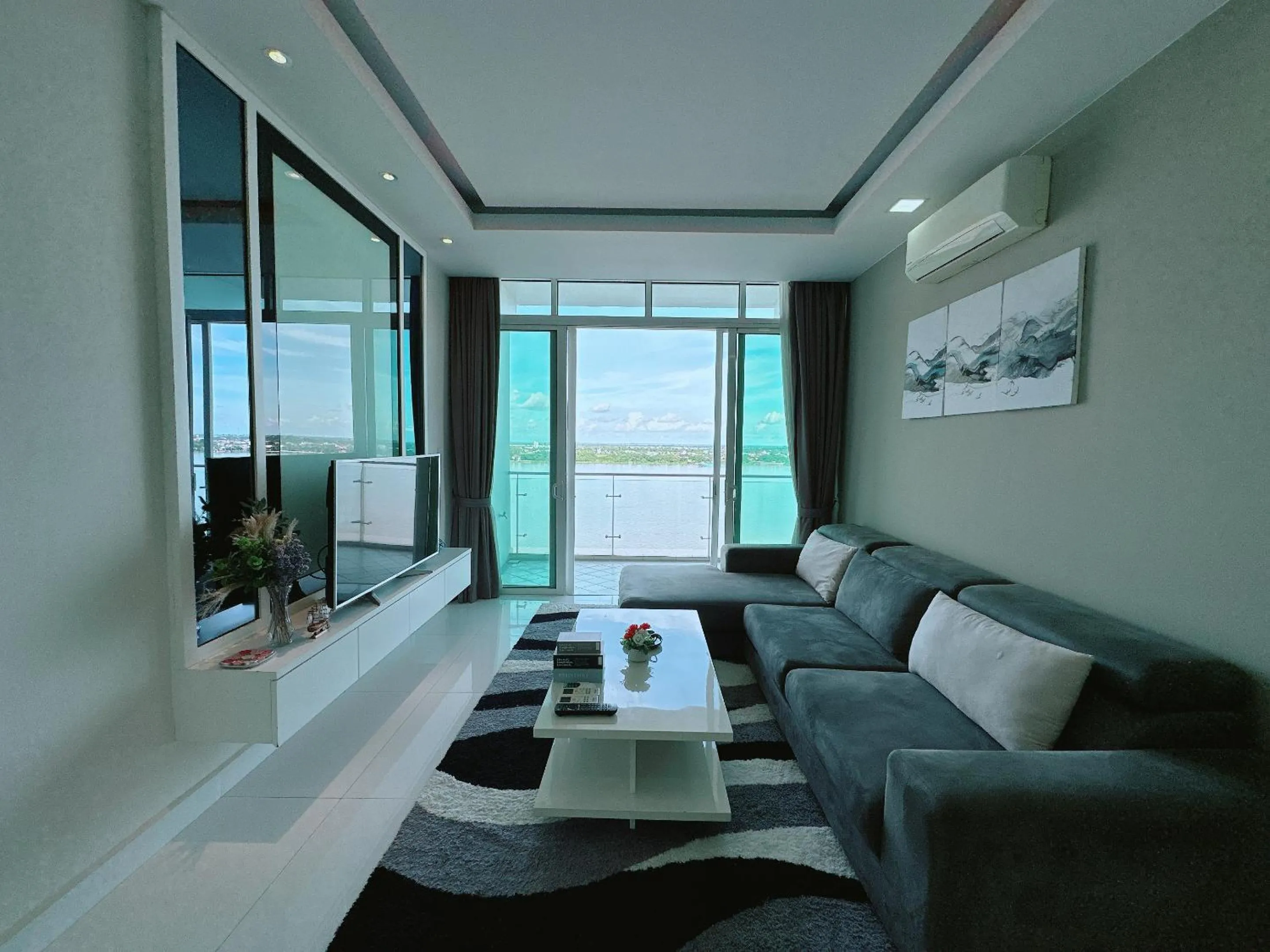 Living room in Infinity 28 Hotel and Residence
