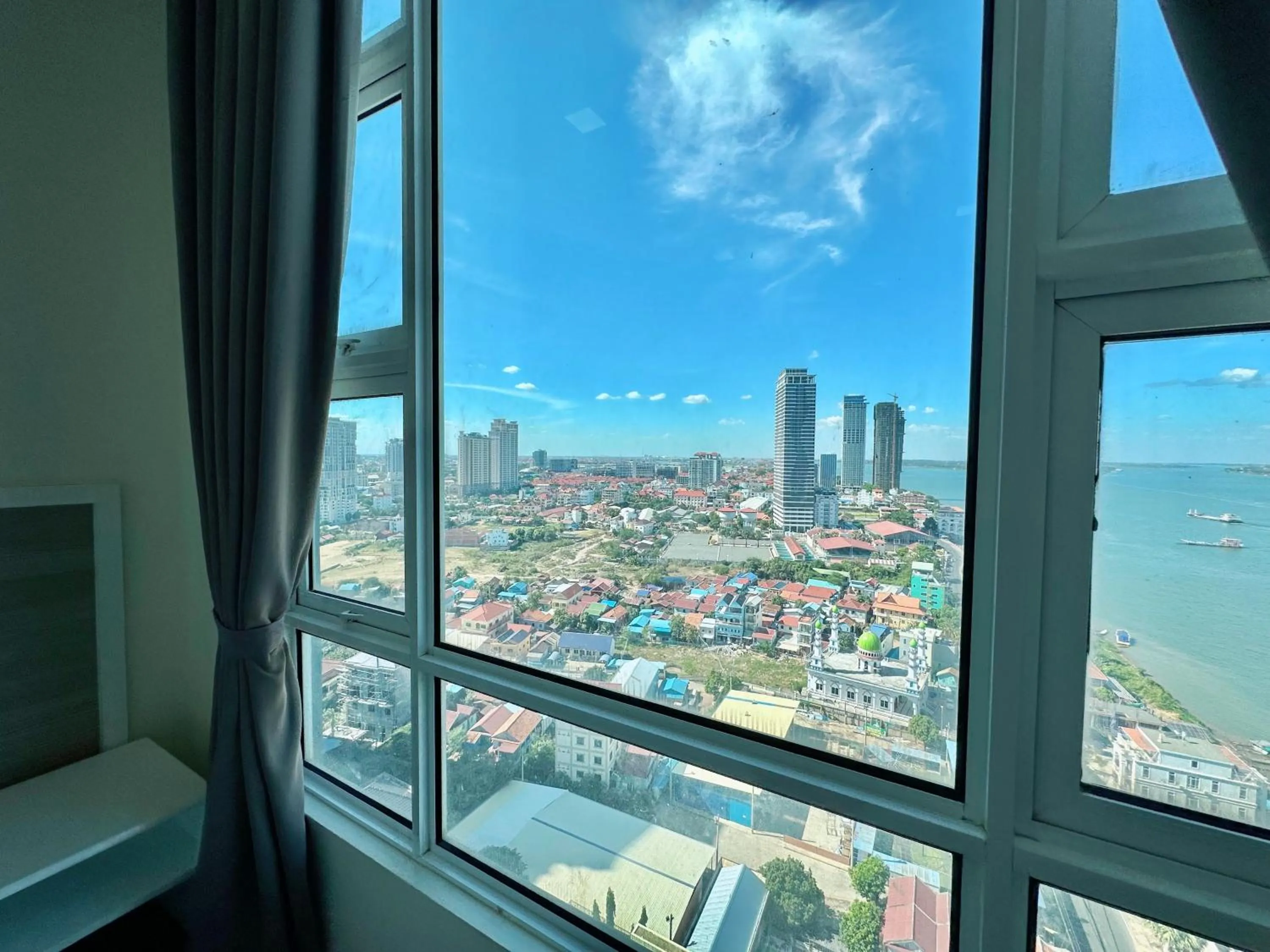 River view in Infinity 28 Hotel and Residence