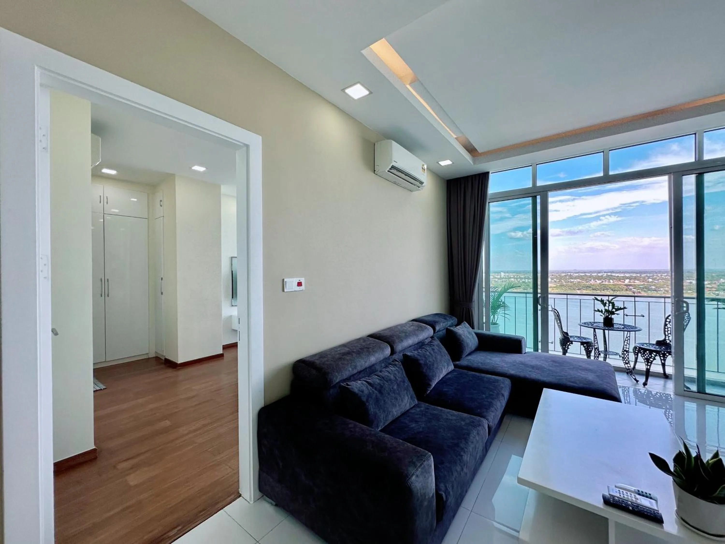 Living room in Infinity 28 Hotel and Residence