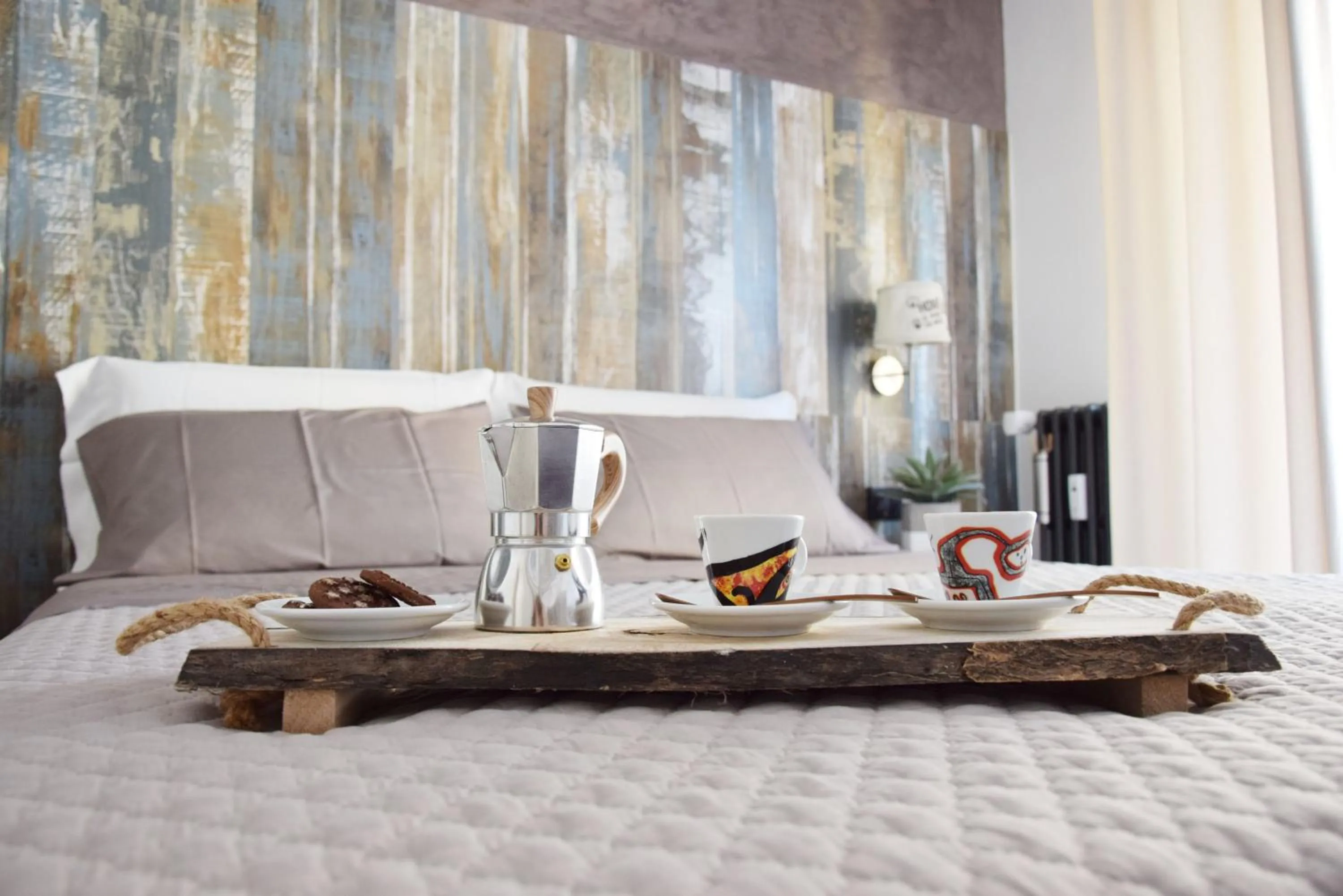 Decorative detail, Bed in Damiva