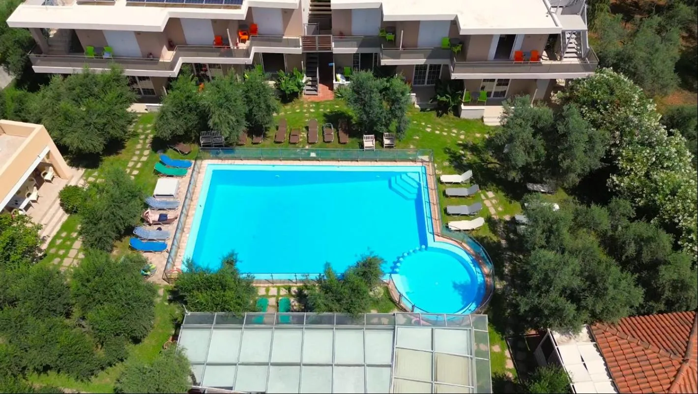 Property building in Elea