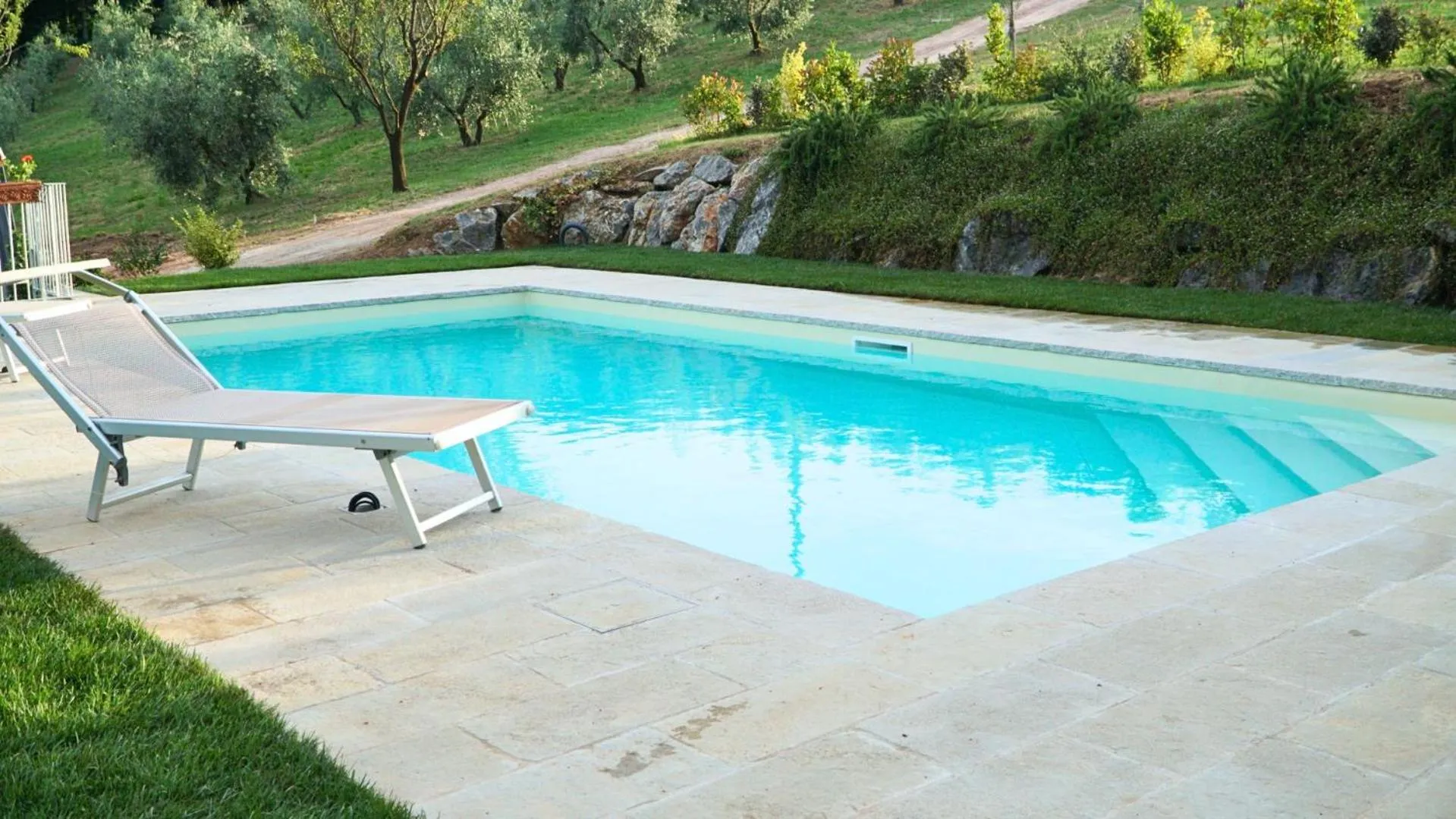 Swimming pool in Piccozzo agritour