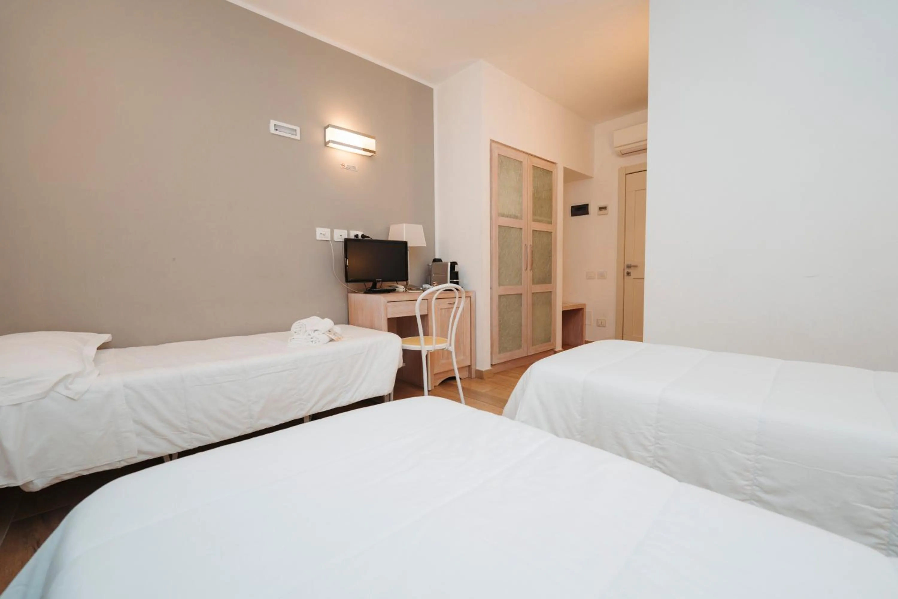 Twin Room - single occupancy in Hotel Di Nardo