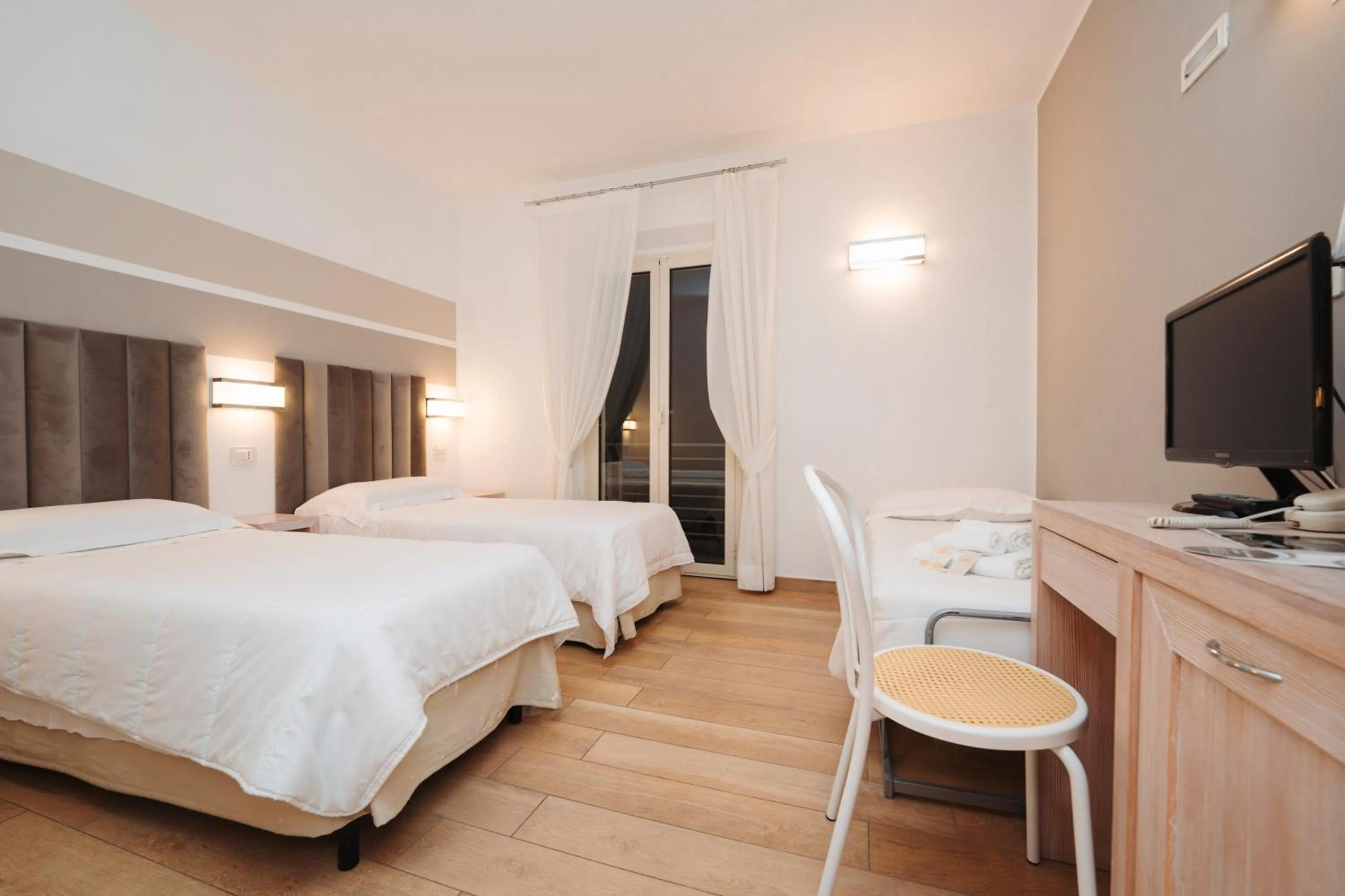 Twin Room - single occupancy in Hotel Di Nardo