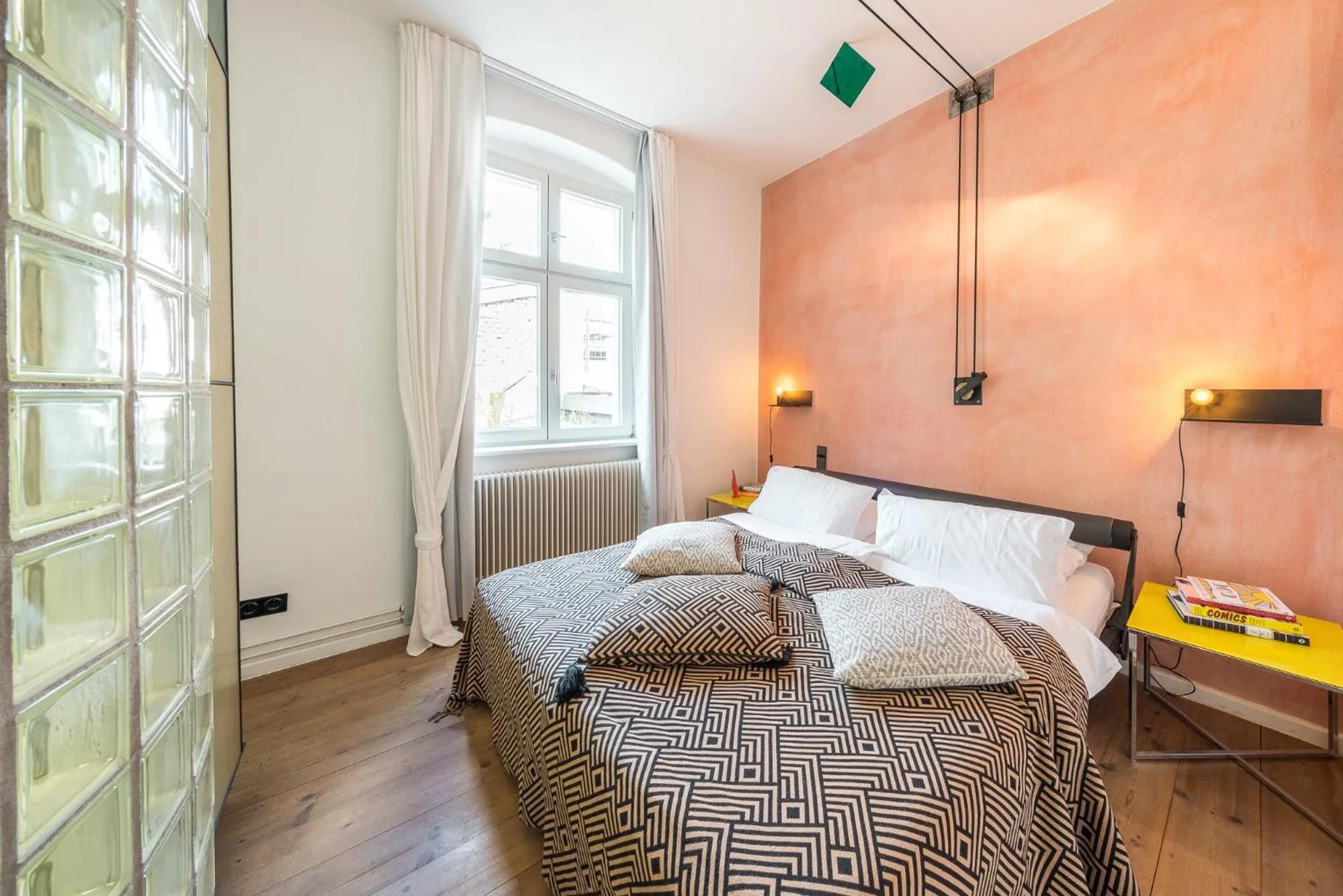Bed in Design Apartments - "Im Holländerhaus"