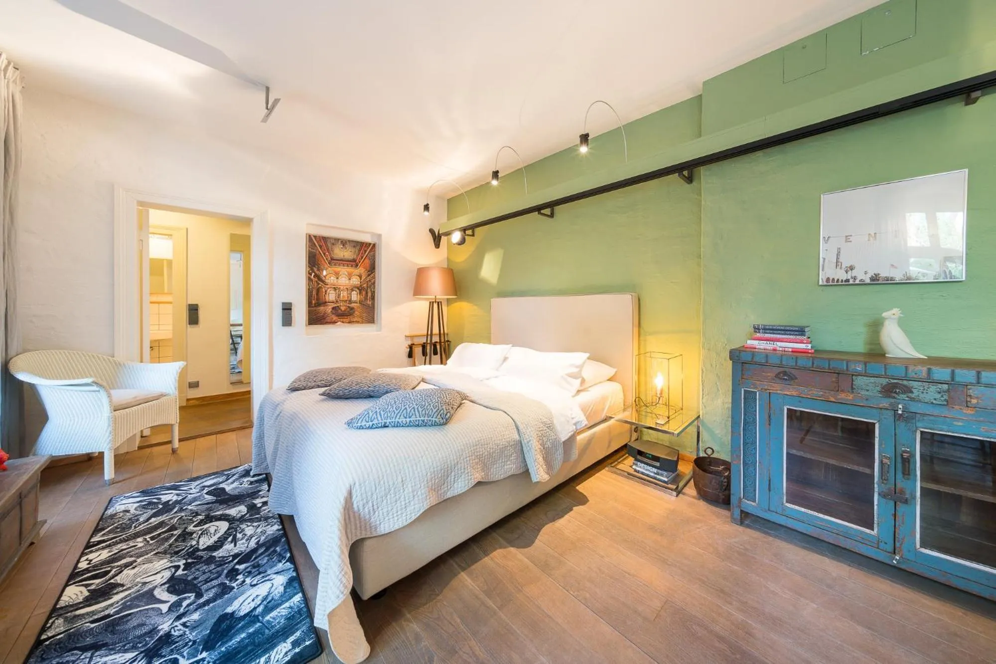 Bed in Design Apartments - "Im Holländerhaus"