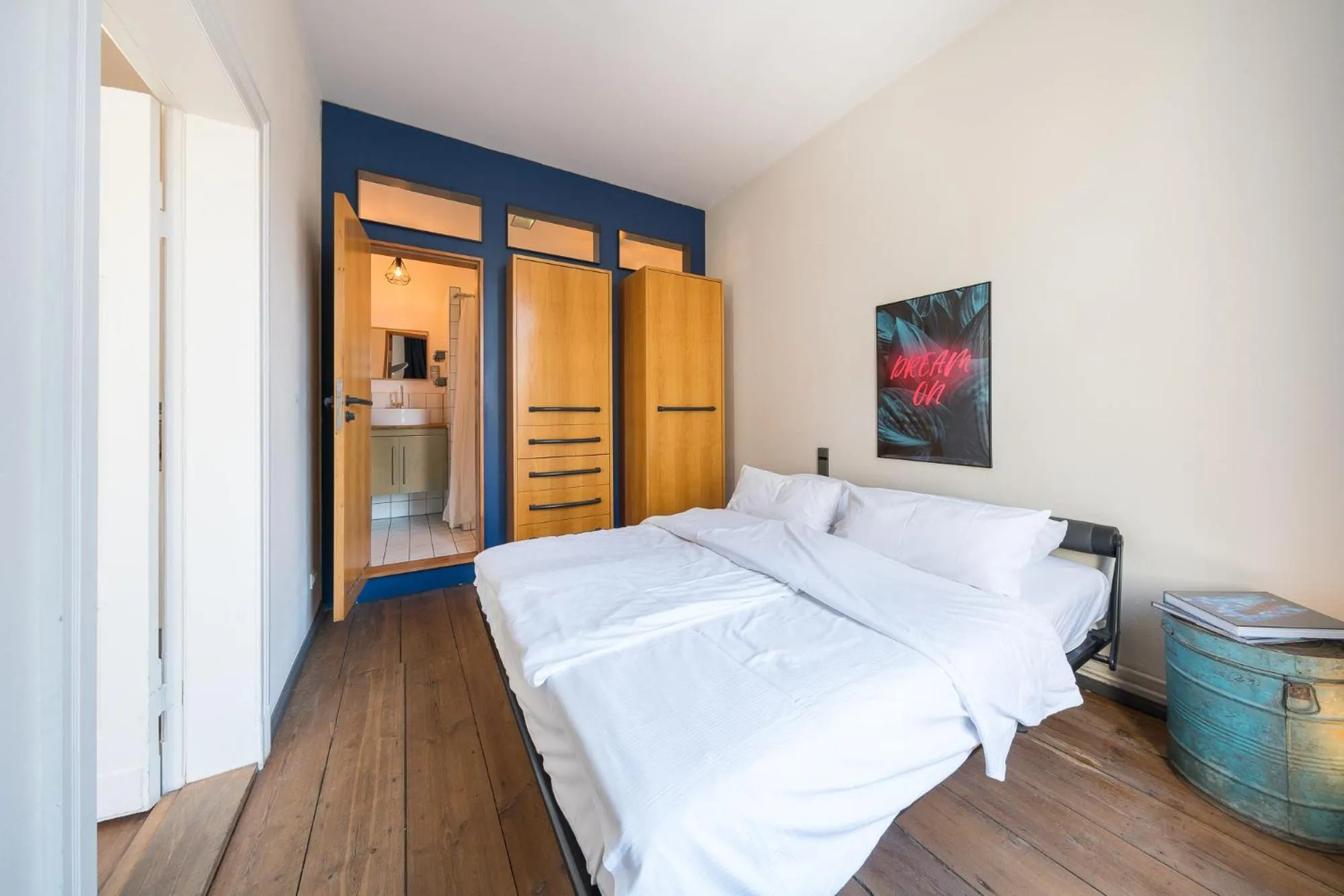 Bed in Design Apartments - "Im Holländerhaus"