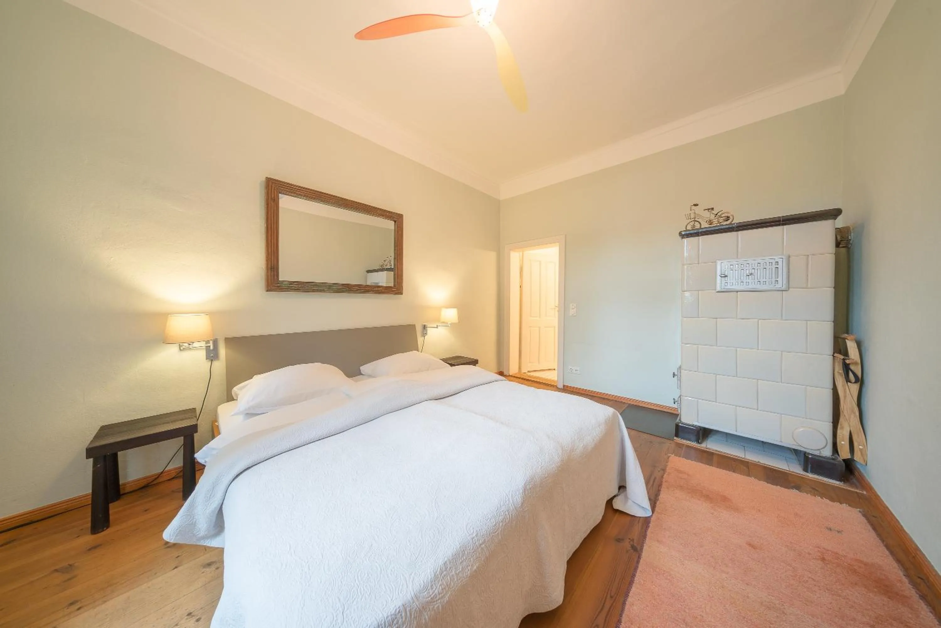 Bed in Design Apartments - "Im Holländerhaus"