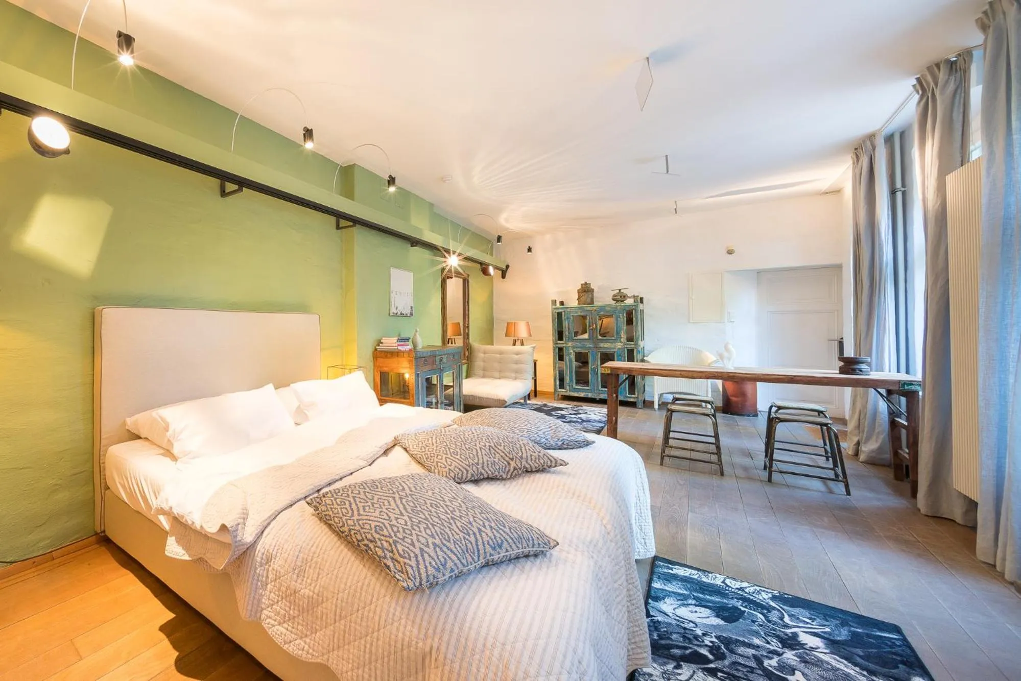 Bed in Design Apartments - "Im Holländerhaus"