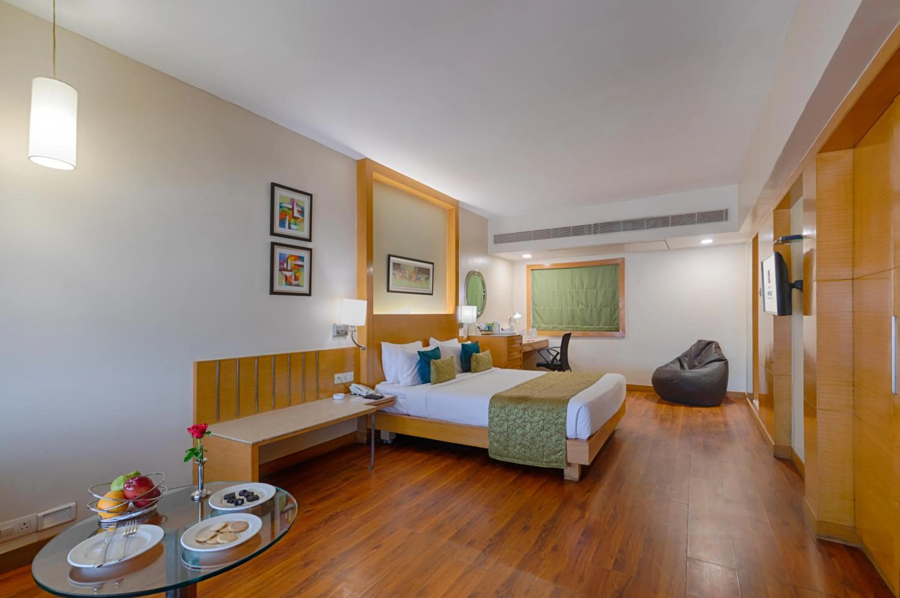 Bed in Hotel Heritage formerly known as Comfort Inn Heritage