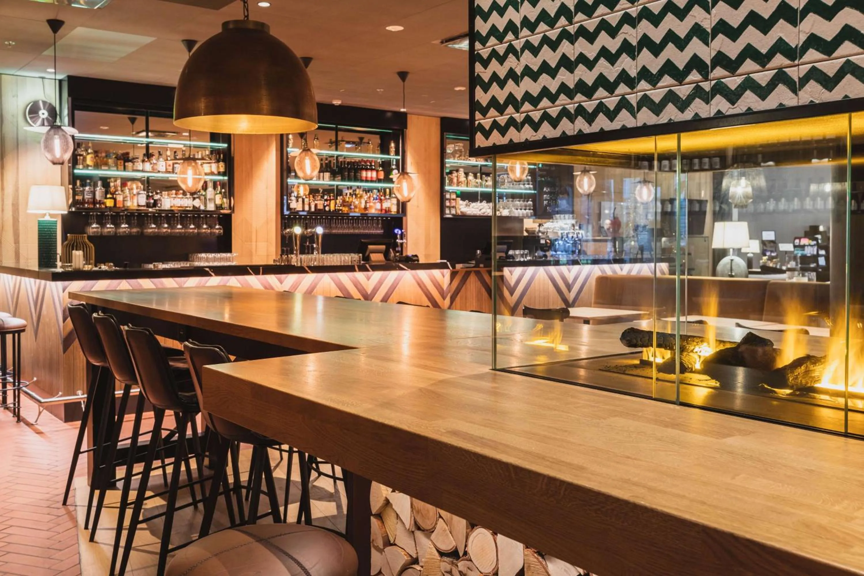 Restaurant/places to eat in Scandic Hamburger Börs